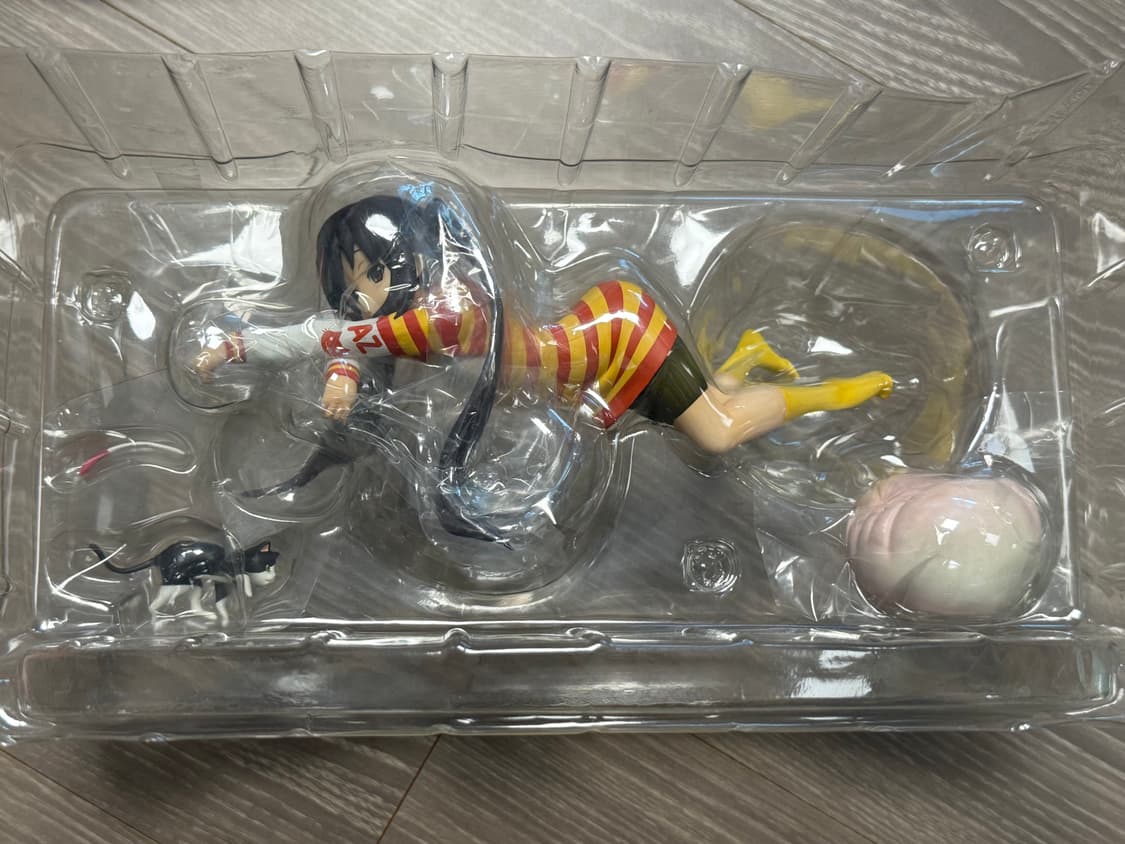 케이온 맥스팩토리 나카노 아즈사 1/7 사복 피규어 상품이미지3