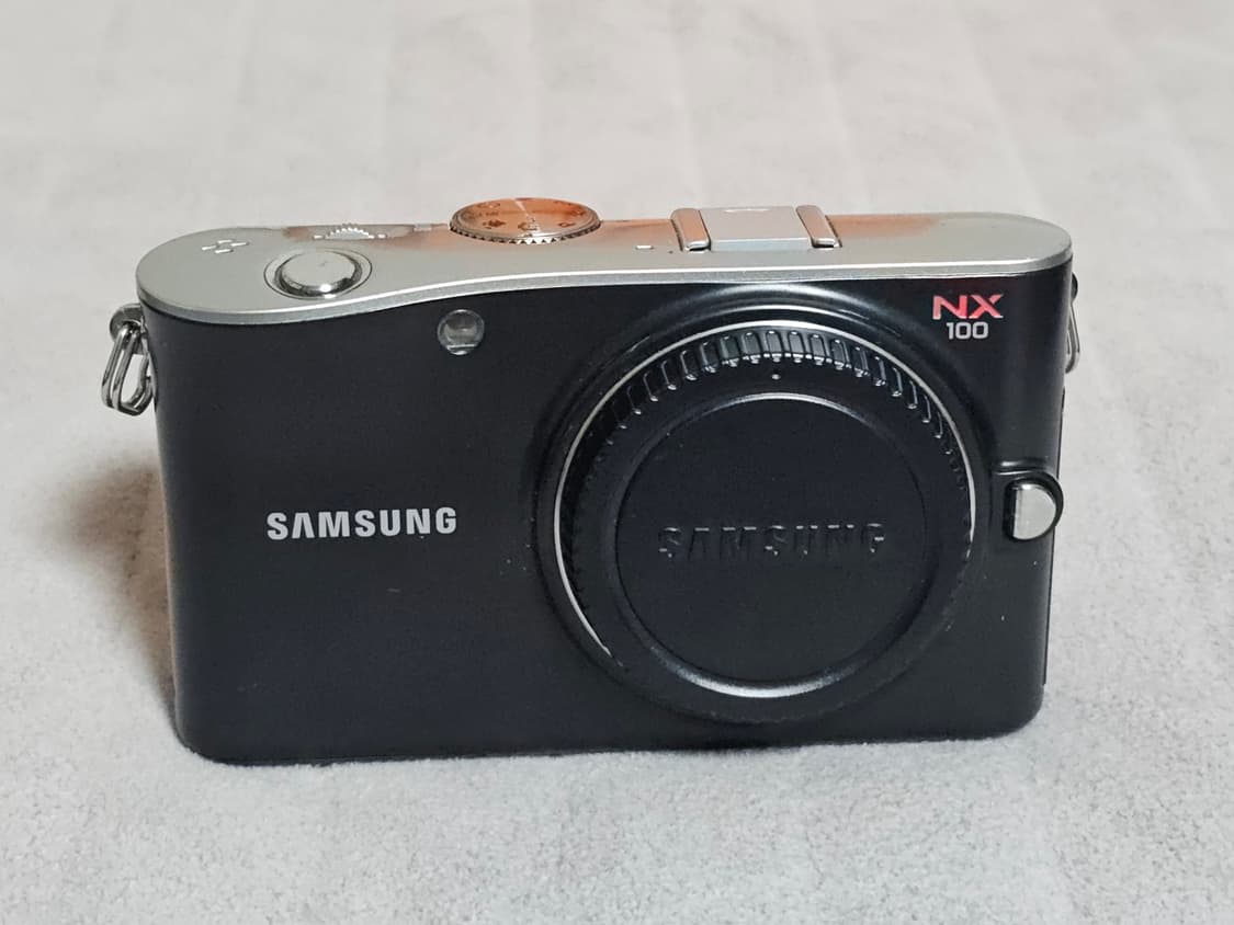 삼성 NX100 미러리스 카메라 바디만 상품이미지1
