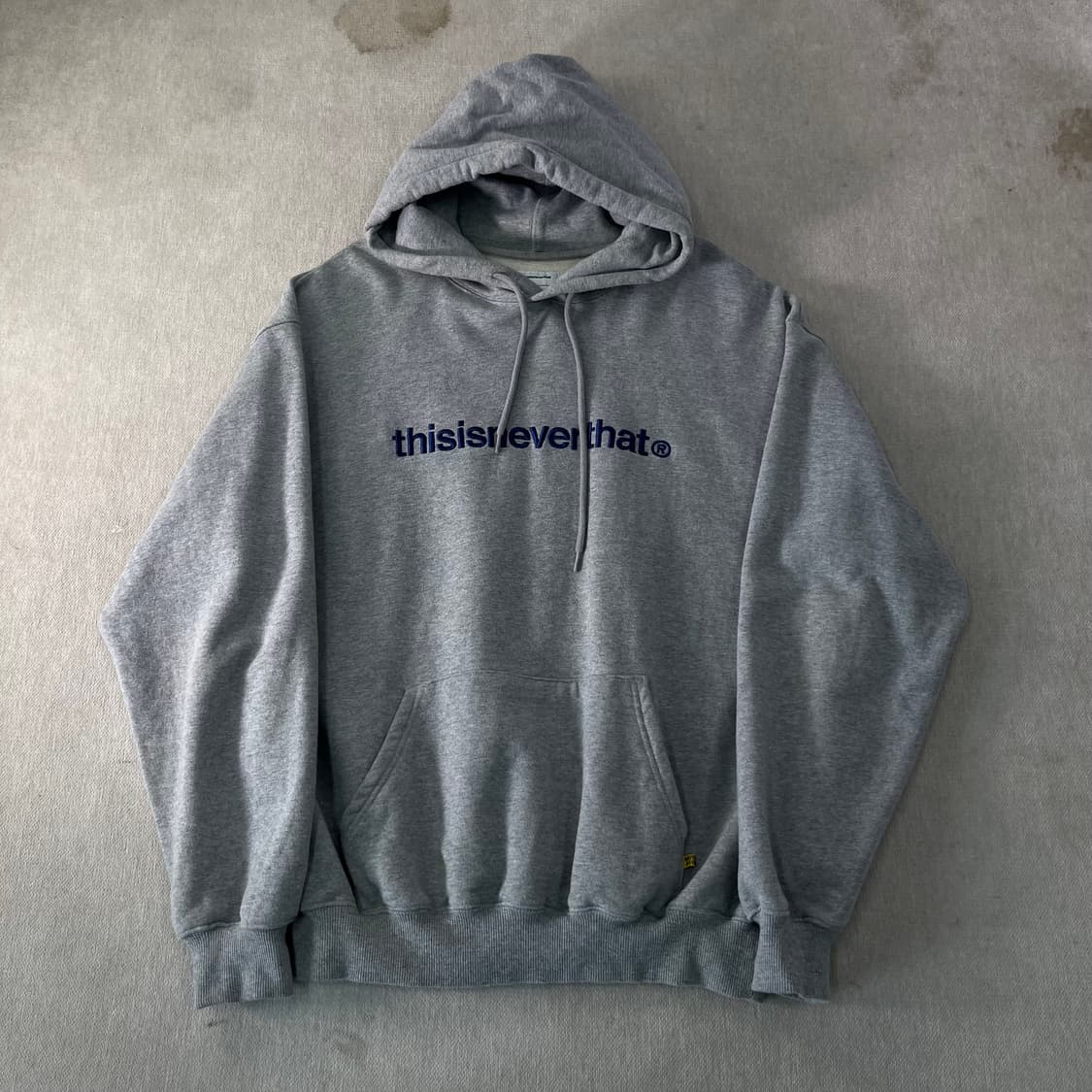 100 디스이즈네버댓 스펠아웃 자수로고 후드티 상품이미지1