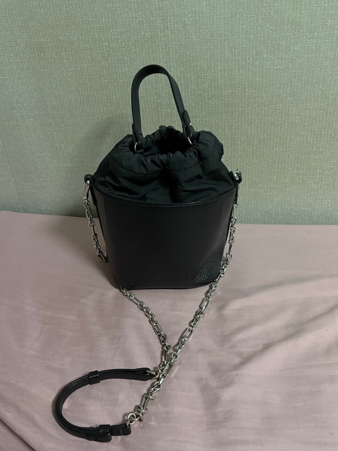 메종마르지엘라 5ac 버킷뱃 블랙 상품이미지2