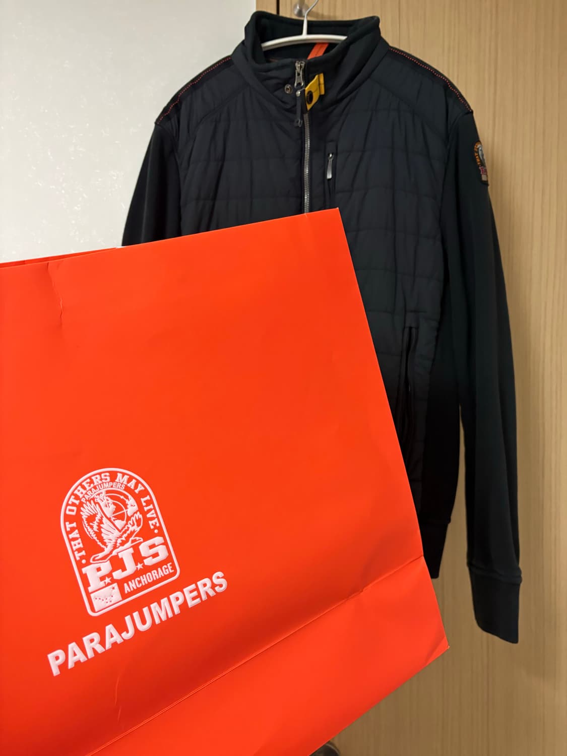 파라점퍼스 경량패딩 상품이미지2