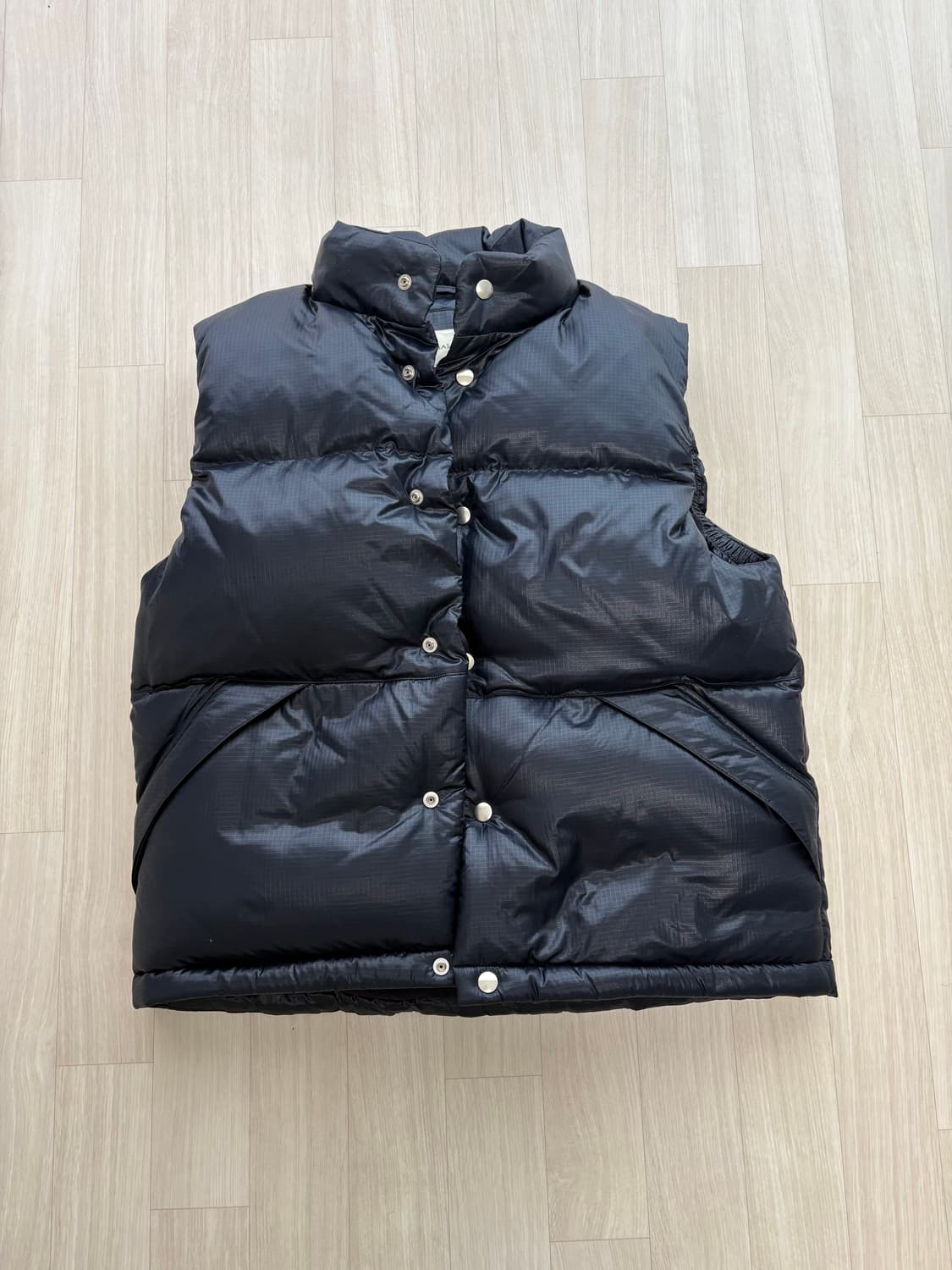 토머스모어 라바 다운 베스트  상품이미지1