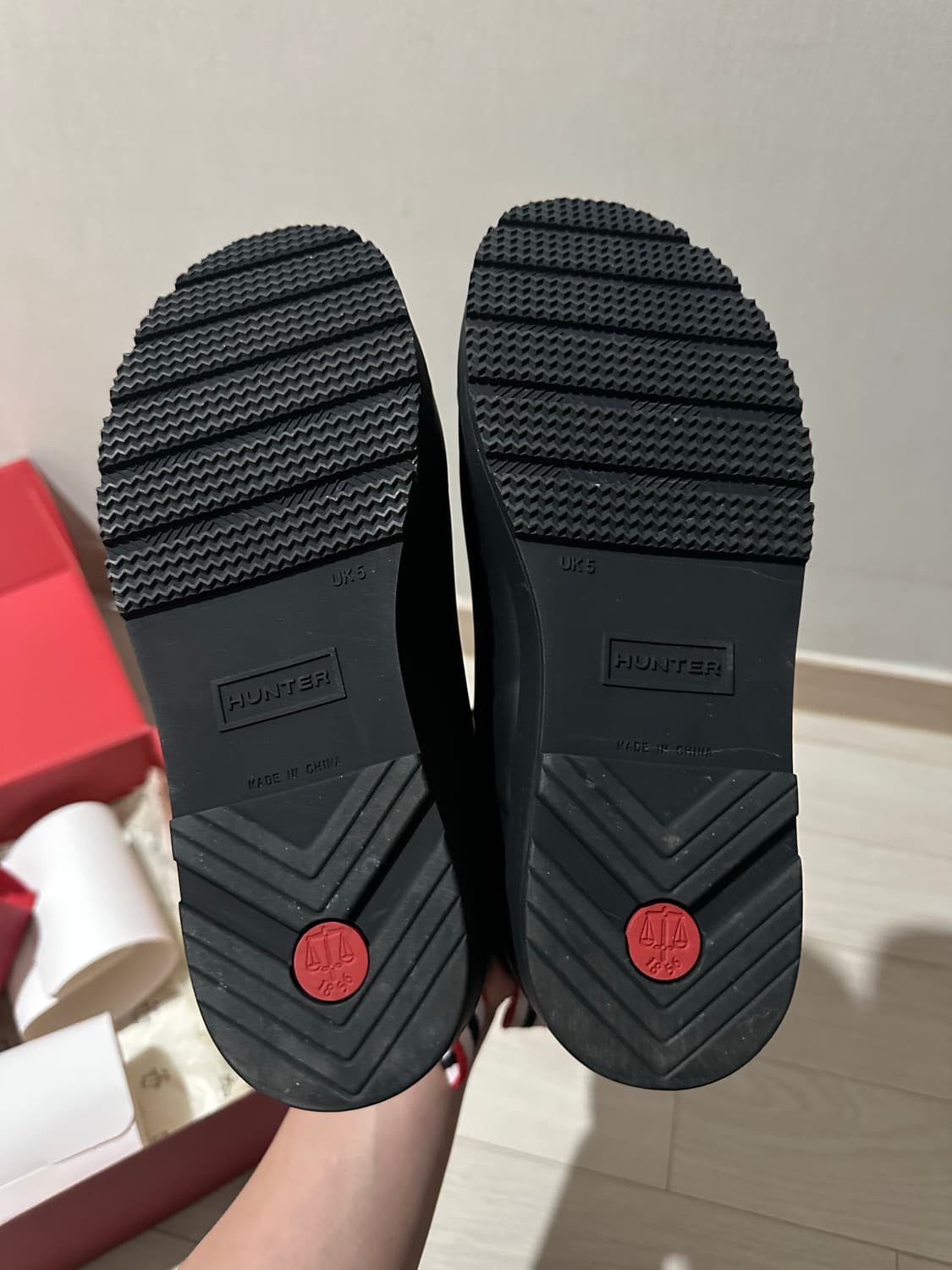 (240) 헌터 쇼트 레인 부츠 블랙 상품이미지4