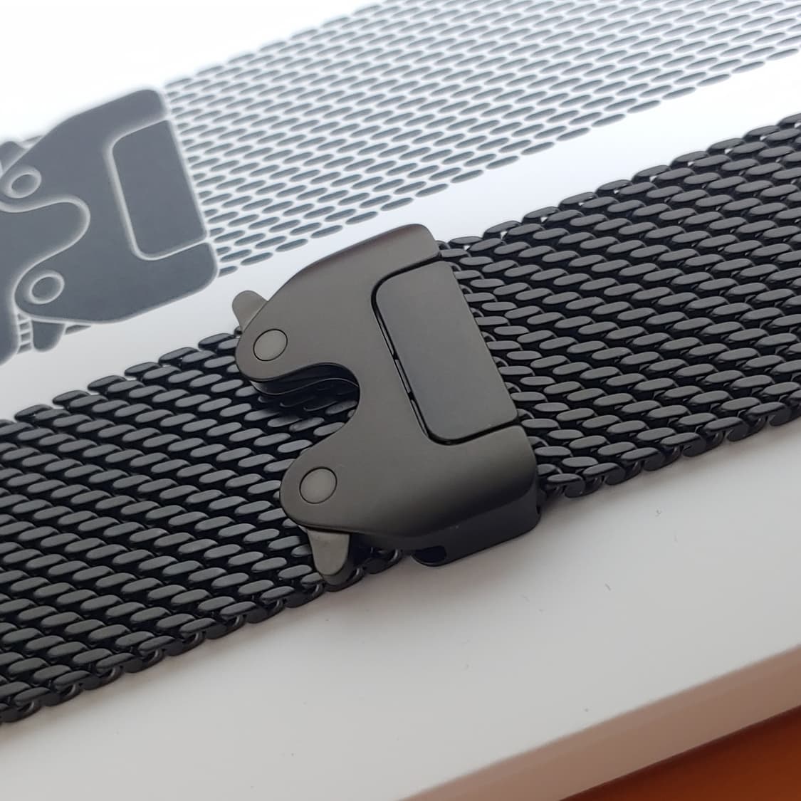 Apple 정품 2025 애플워치 티타늄 밀레니즈 루프 S 블랙 상품이미지2