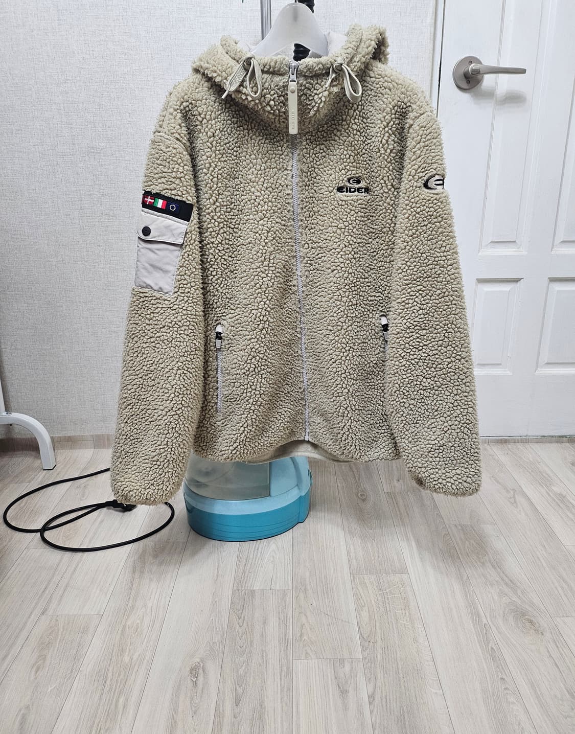 (100)L☆초대장급☆ 아이더 대장 스투키[샌드베이지] 쉐르파 후리스점퍼 상품이미지2