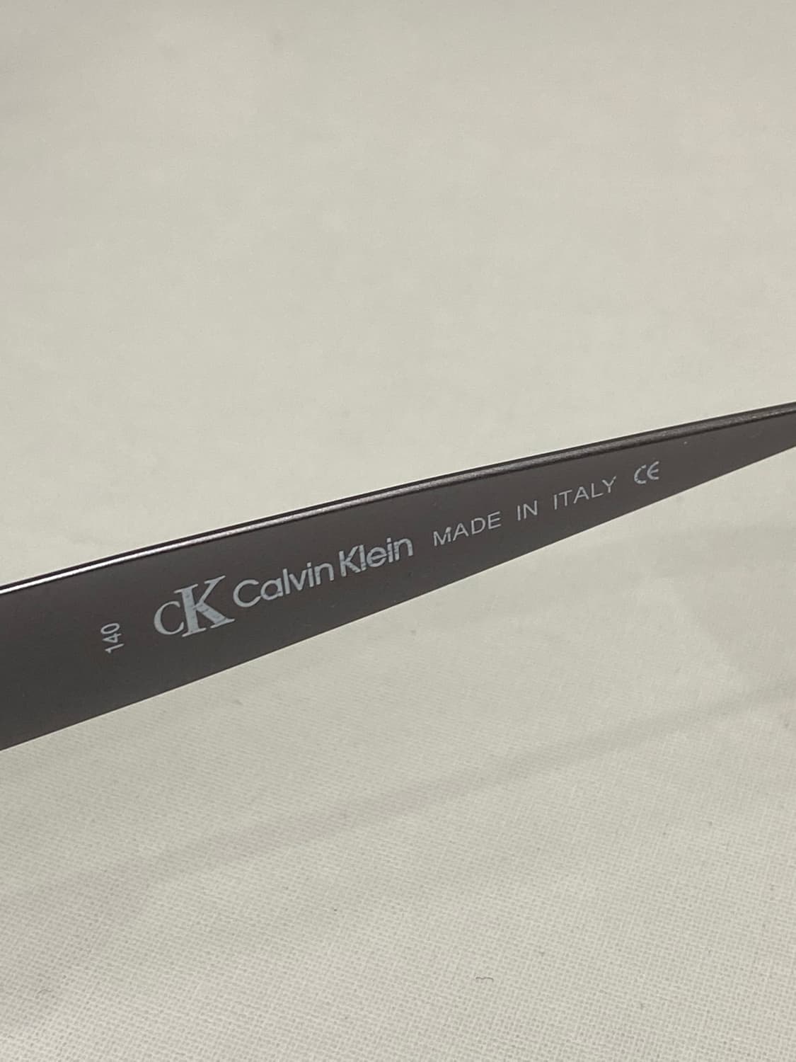 90s Calvin Klein 캘빈클라인 각인 선글라스 상품이미지5