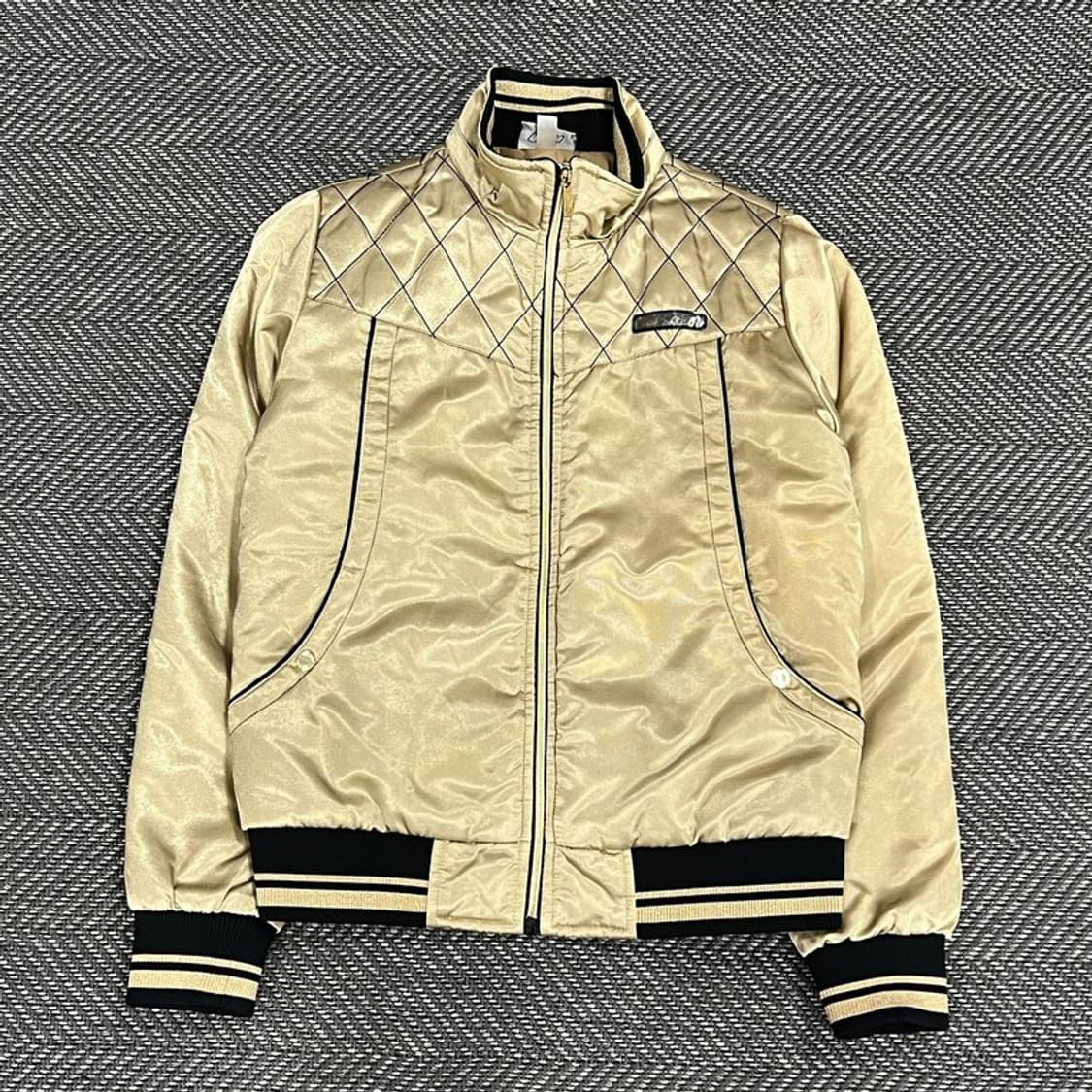 리복 y2k 퀼티드 패딩 v1168 상품이미지1