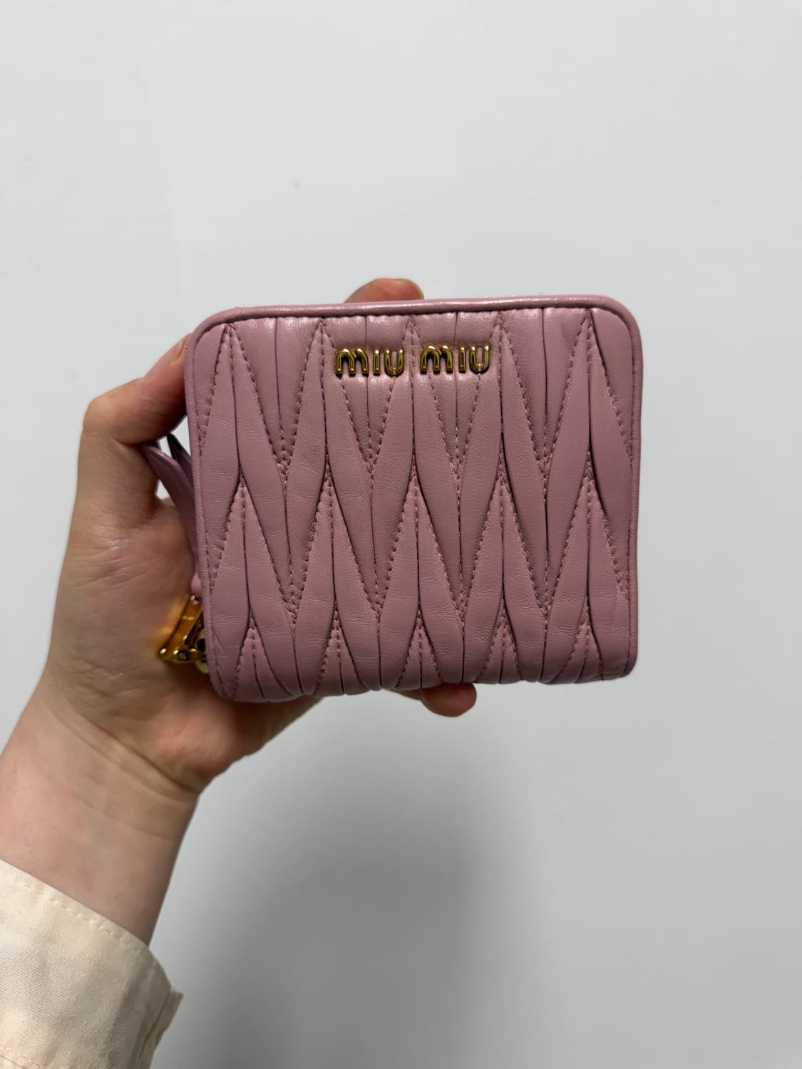 [정품] 미우미우 반지갑 핑크  상품이미지2