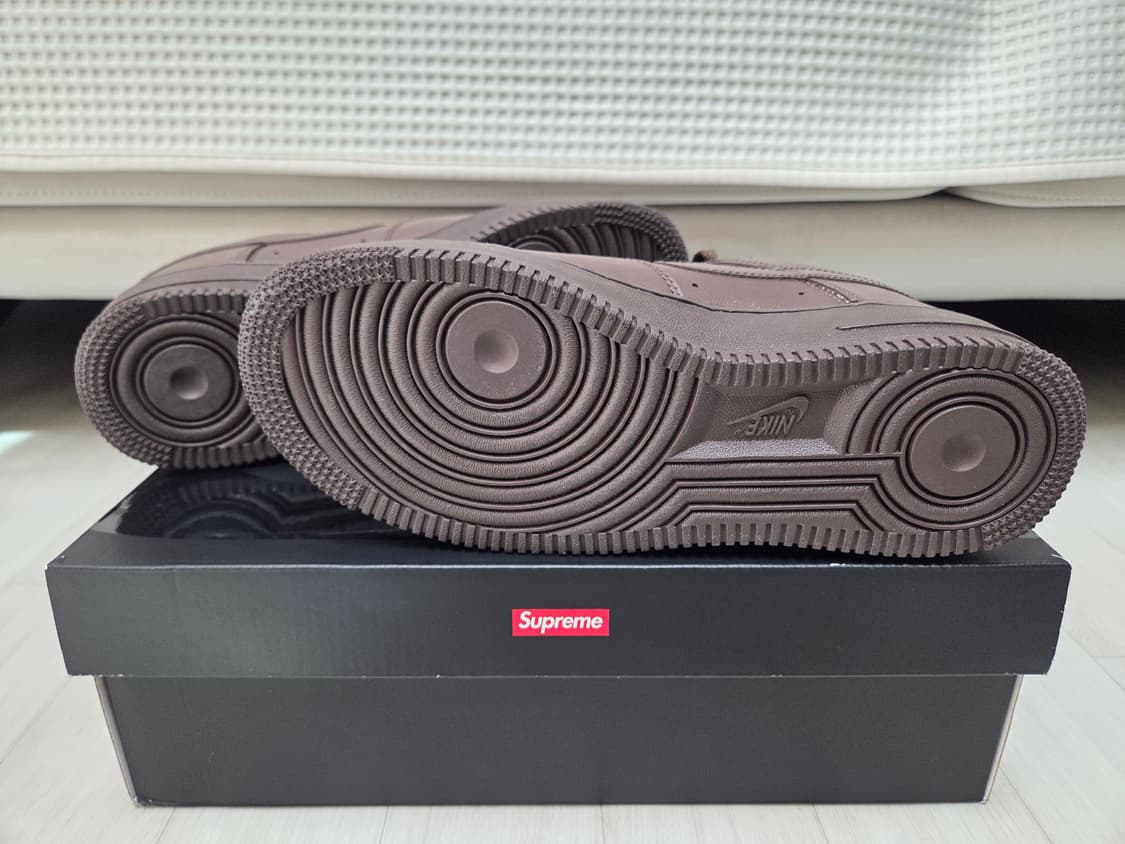 슈프림 에어포스1 로우 바로크브라운 [240,새상품]  상품이미지4