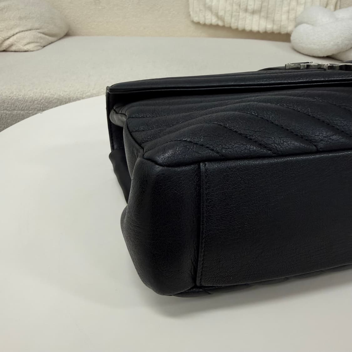 (당일출고) 생로랑 마틀라세 체인 사첼백 라지 상품이미지5