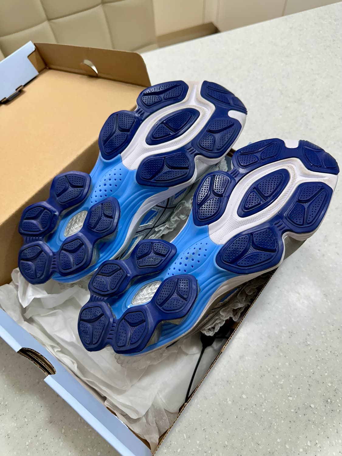 아식스 슈슈통 젤 키네틱 플루언트 화이트 다이브 230 상품이미지3