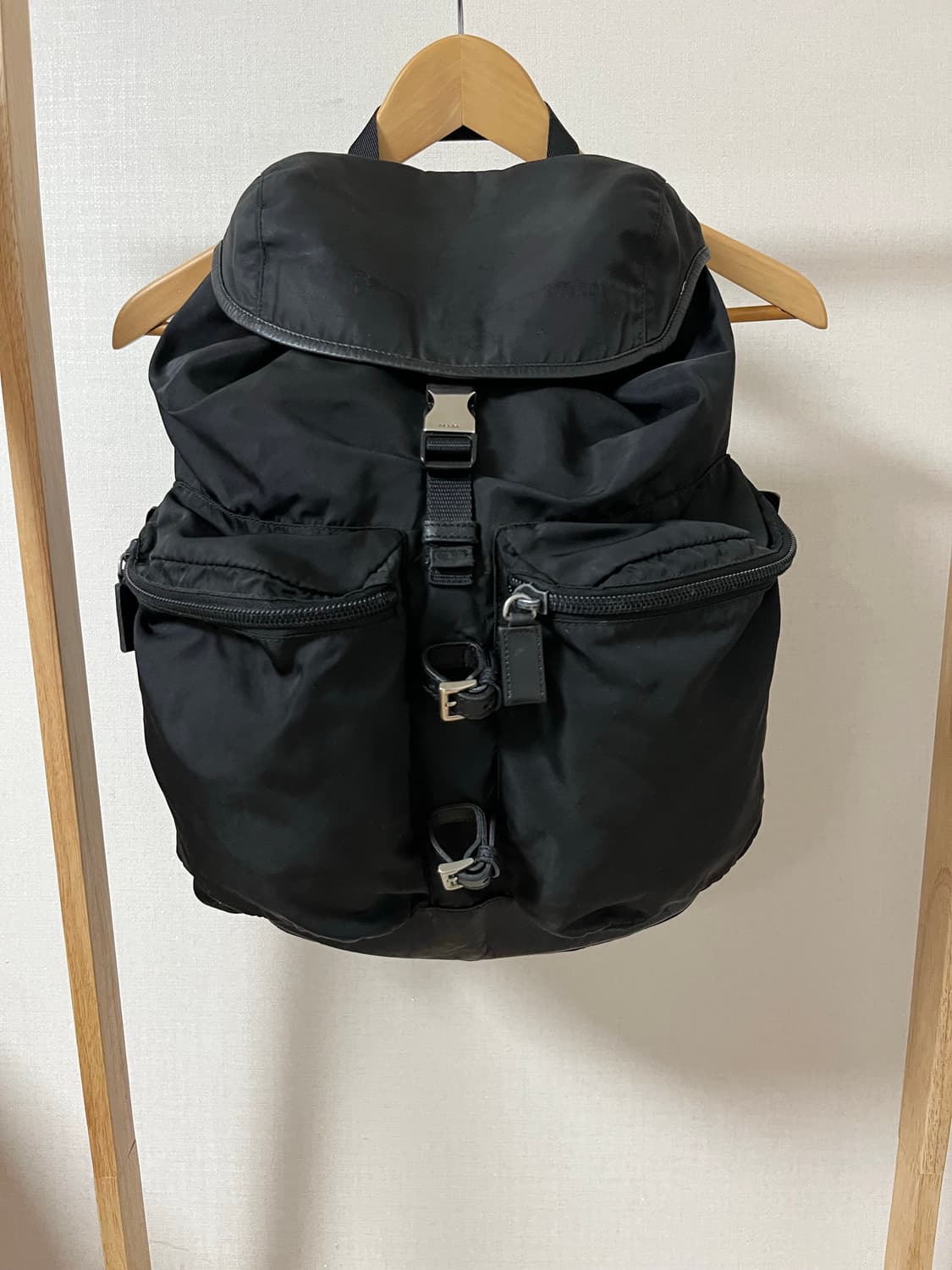 프라다 블랙 나일론 레더 우산꽂이 백팩 정품 상품이미지1
