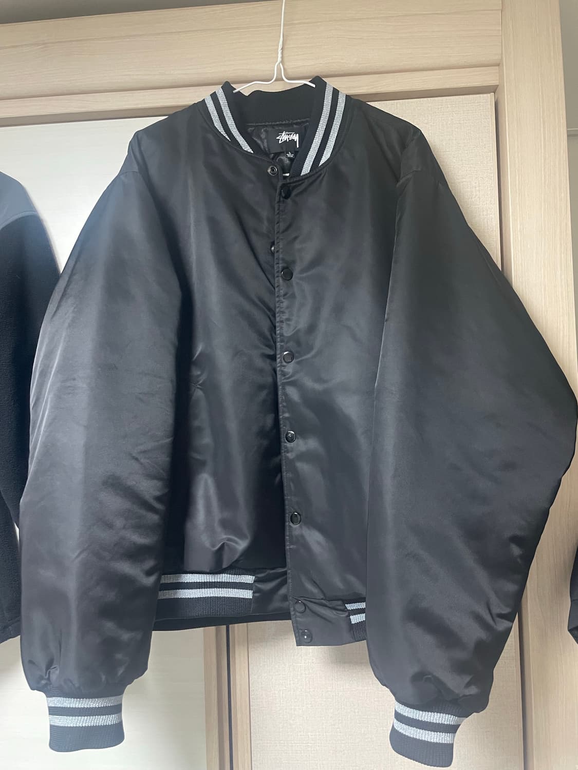 스투시 시퀸 사틴 자켓 블랙 L 상품이미지1