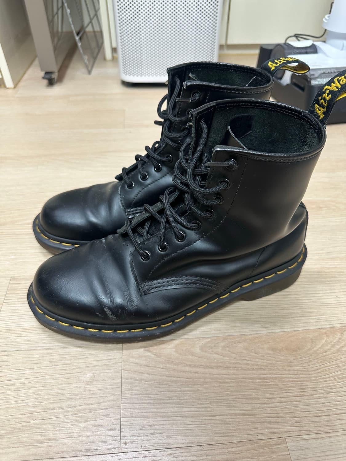 닥터마틴 1460 8홀 모노 상품이미지2