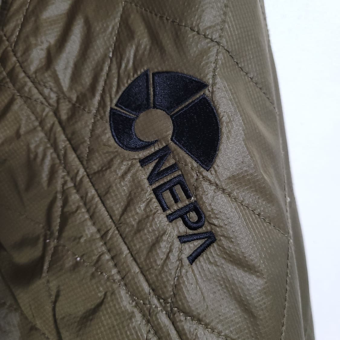 (95) NEPA 네파 다이아 퀼팅 점퍼 패딩 카키색 상품이미지5