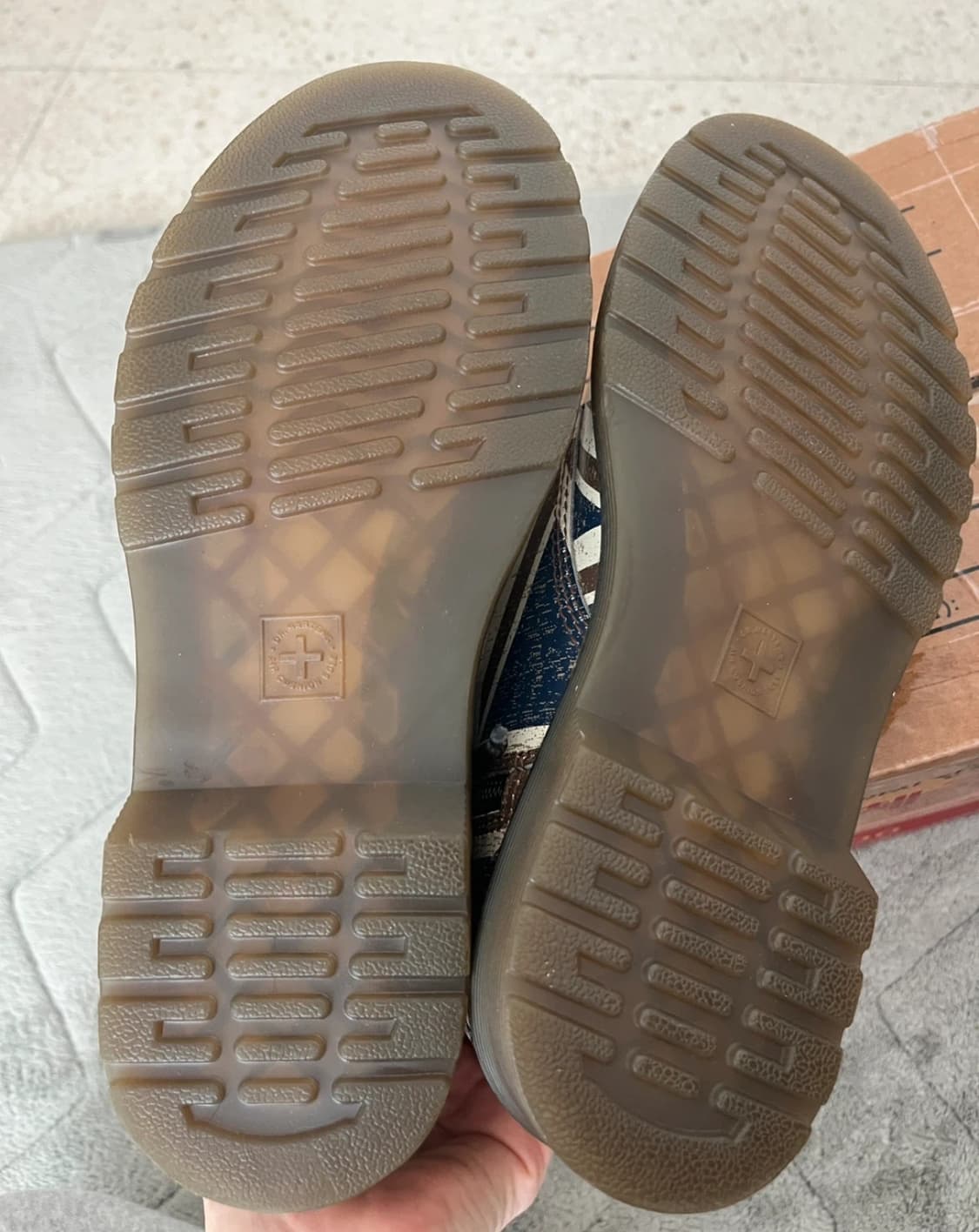 닥터마틴 DELANEY 유니언잭 부츠 상품이미지5