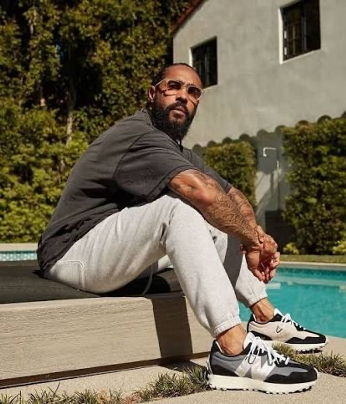 뉴발란스 327 제리로렌조 착용 피어오브갓 상품이미지1