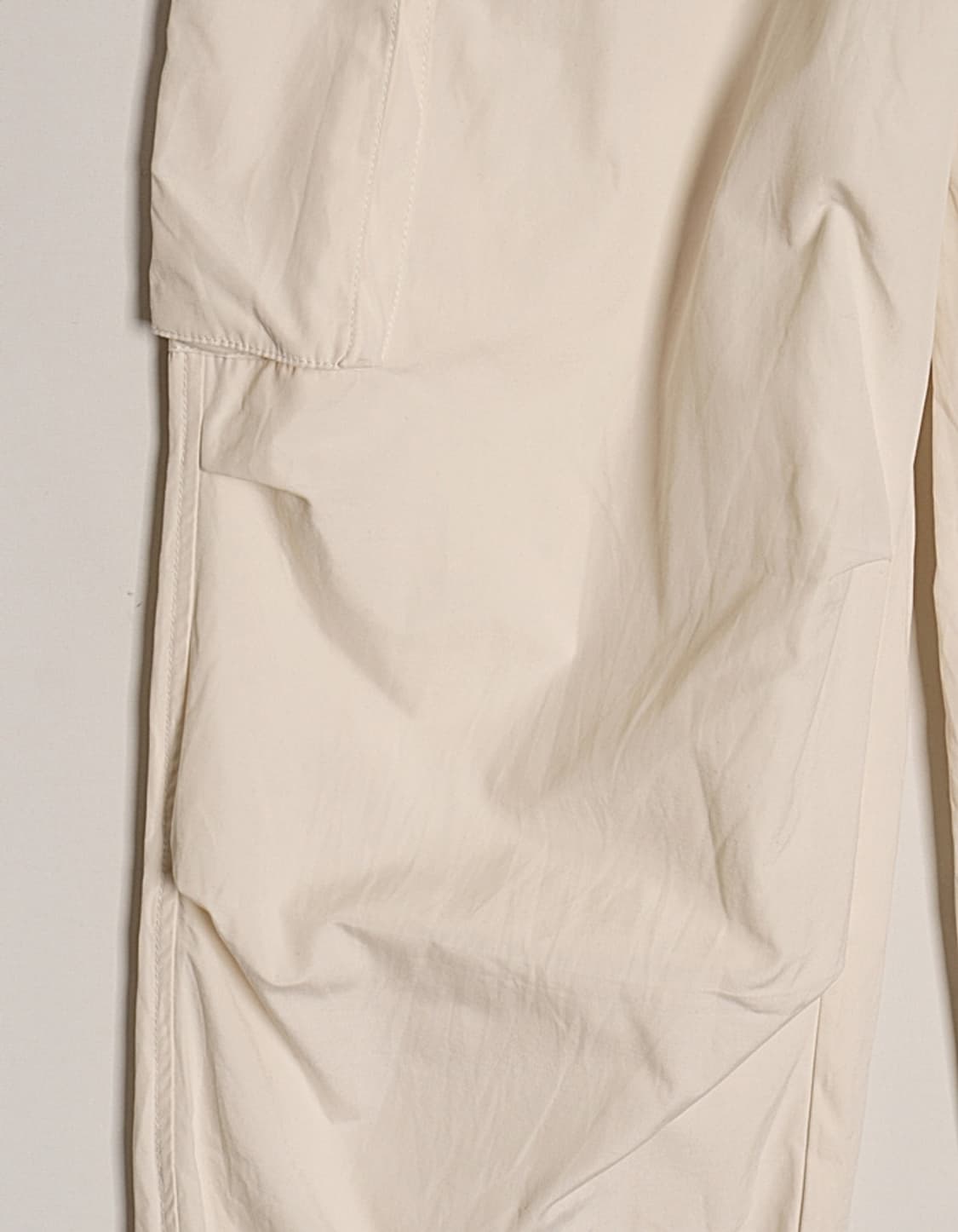 G U Parachutte Cargo Pant (26) 상품이미지4