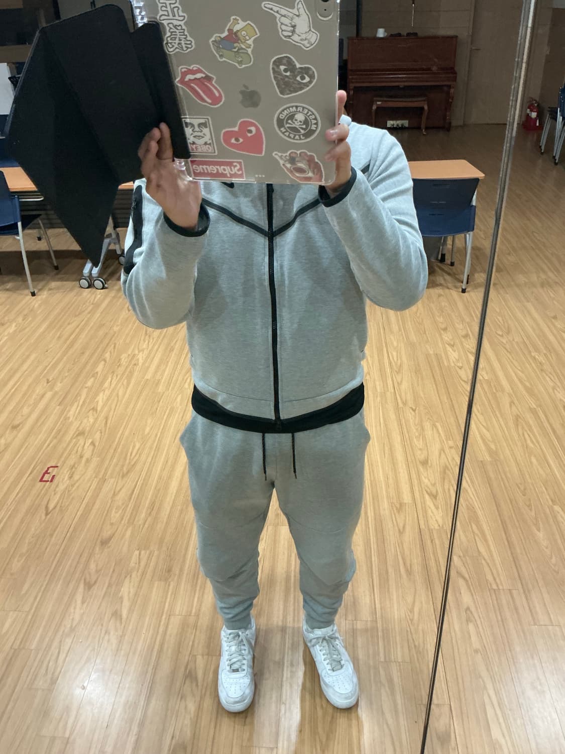 상태 S급 나이키 테크팩 후드집업 그레이 상품이미지6