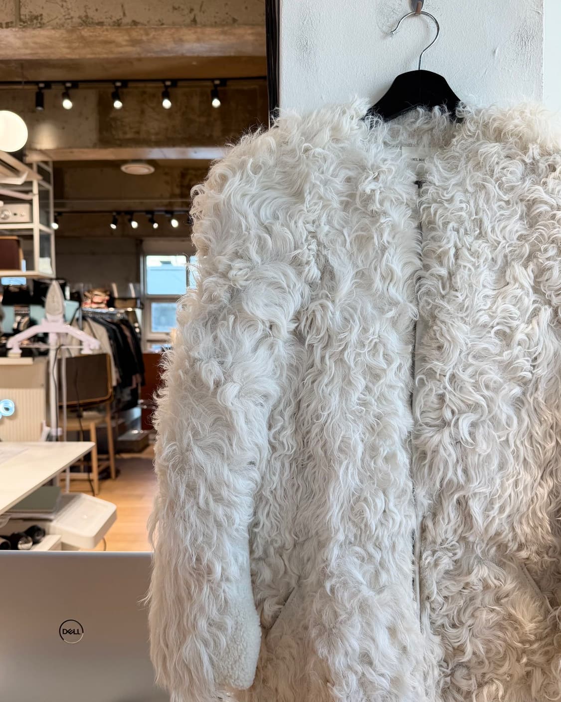 이자벨마랑 아이보리 램스킨 퍼 자켓  상품이미지4