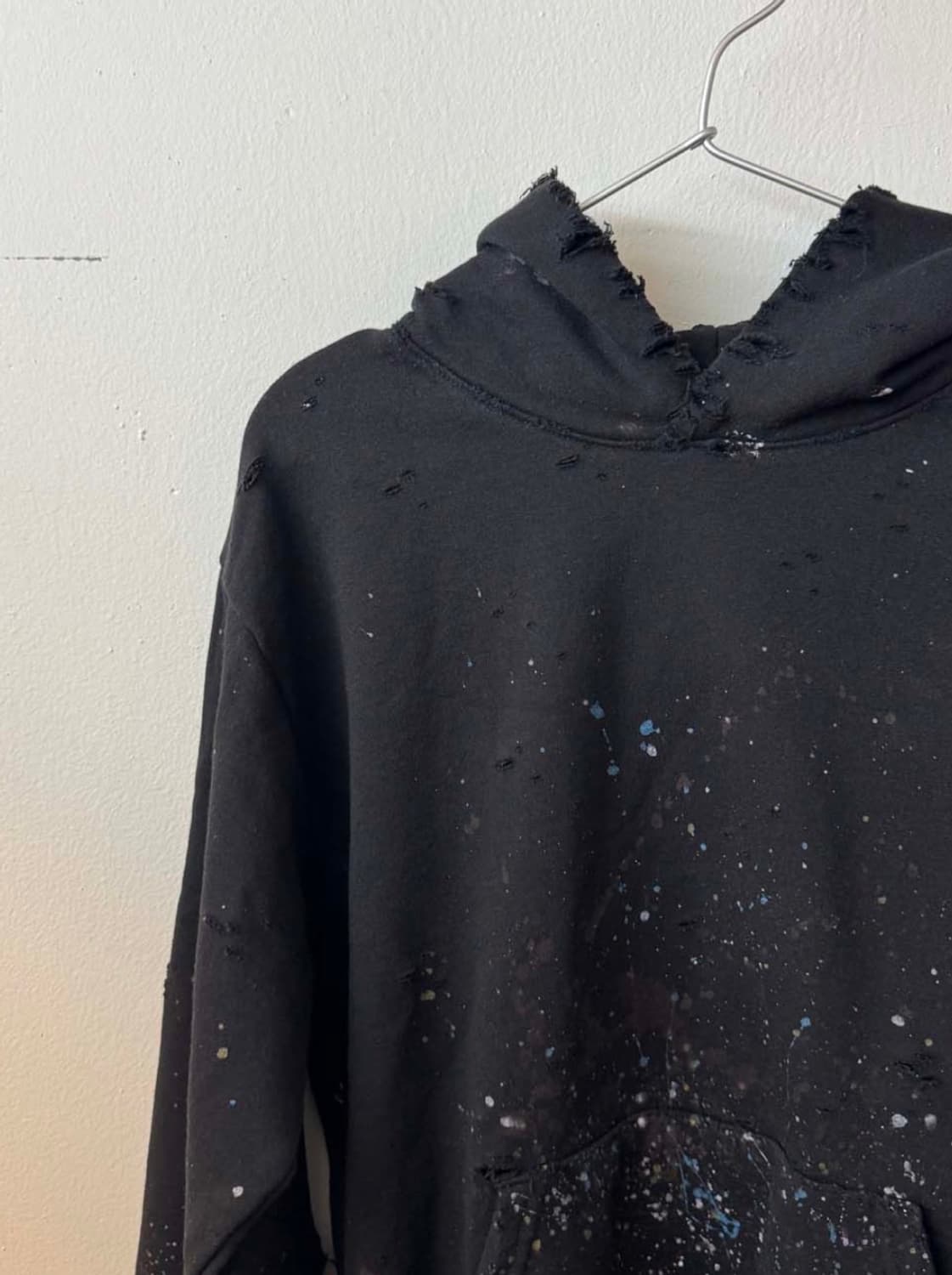 D.D.W Destroyed Black Plain Hoodie (2) 상품이미지2