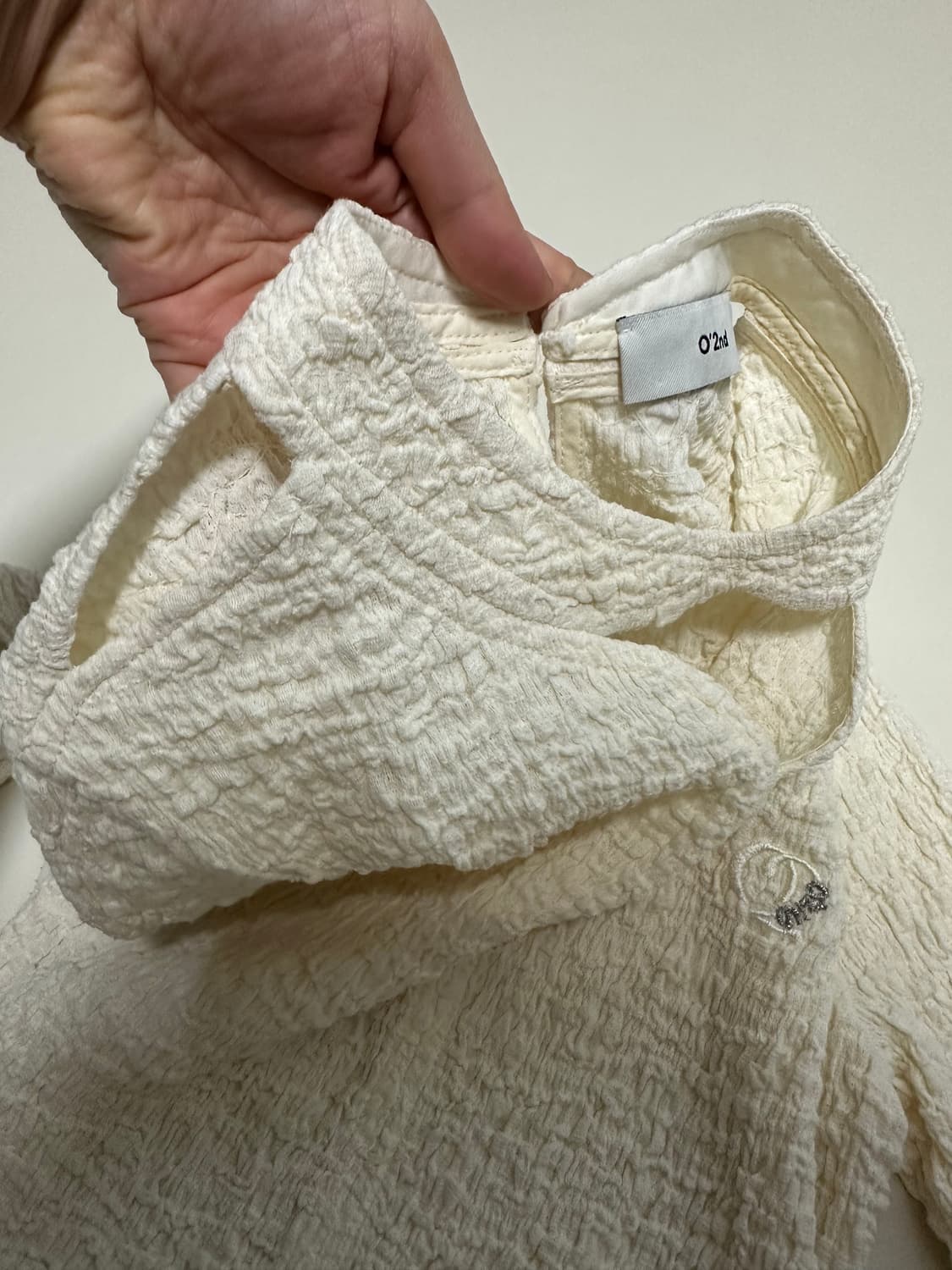 (새상품) O'2nd 넥트임 크링클 티셔츠 상품이미지6