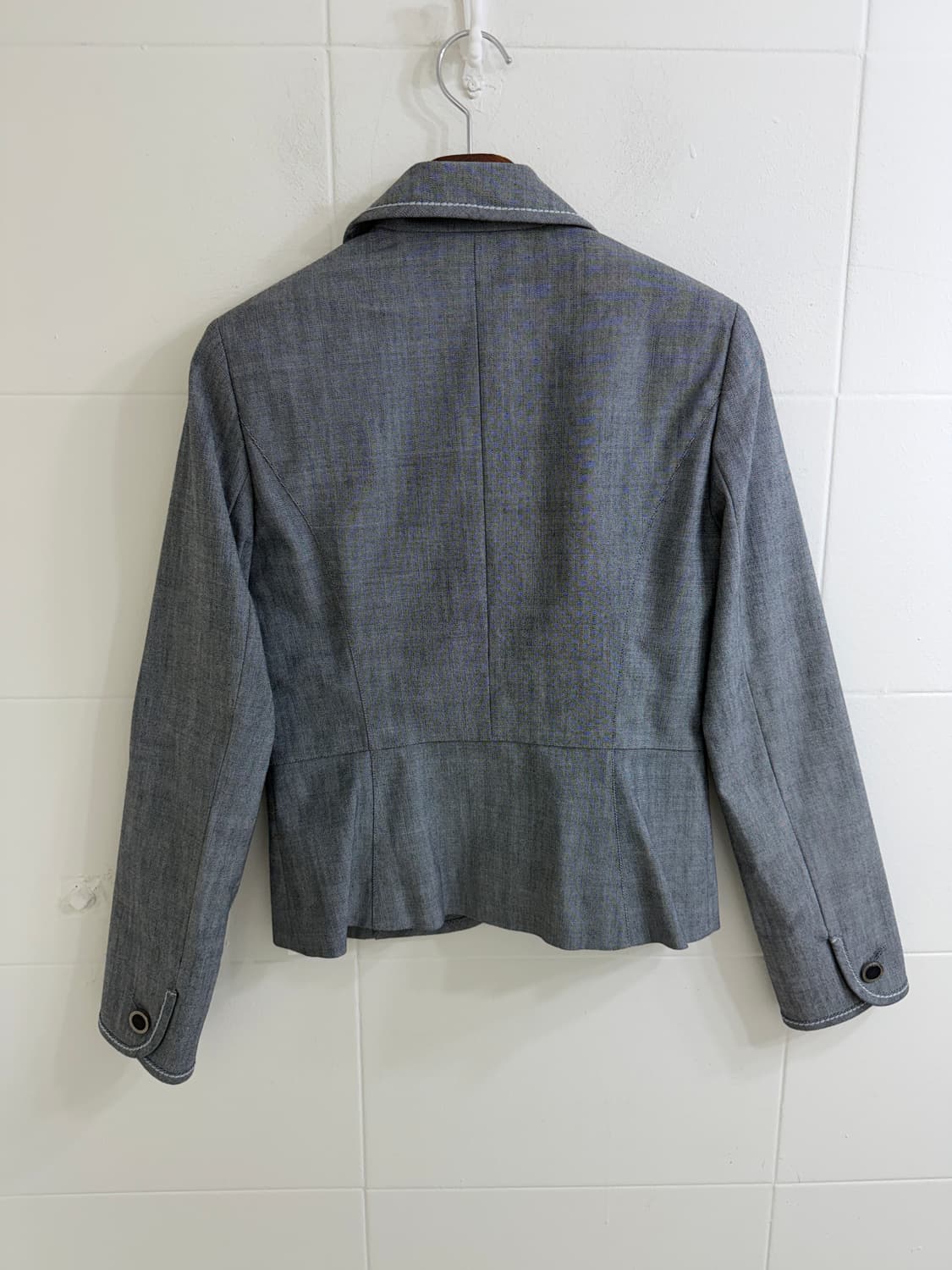 꾸레쥬 스티치 로고 버튼 자켓 상품이미지4