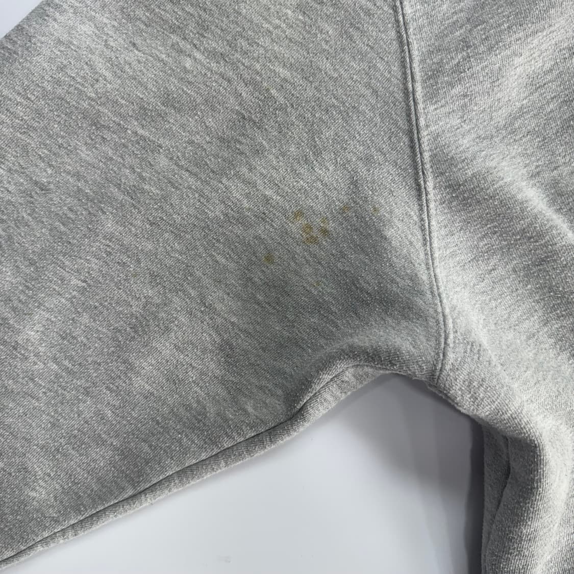 Thisisneverthat 디스이즈네버댓 그레이 맨투맨 상품이미지8