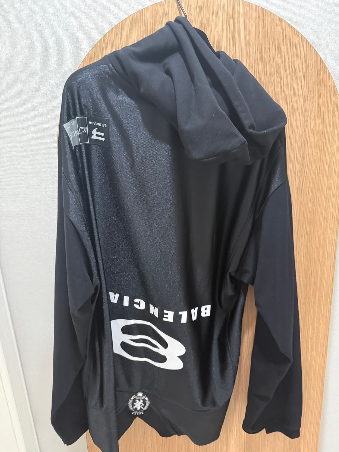 발렌시아가 유니티 업사이드 후드 롱슬리브 1size 상품이미지2