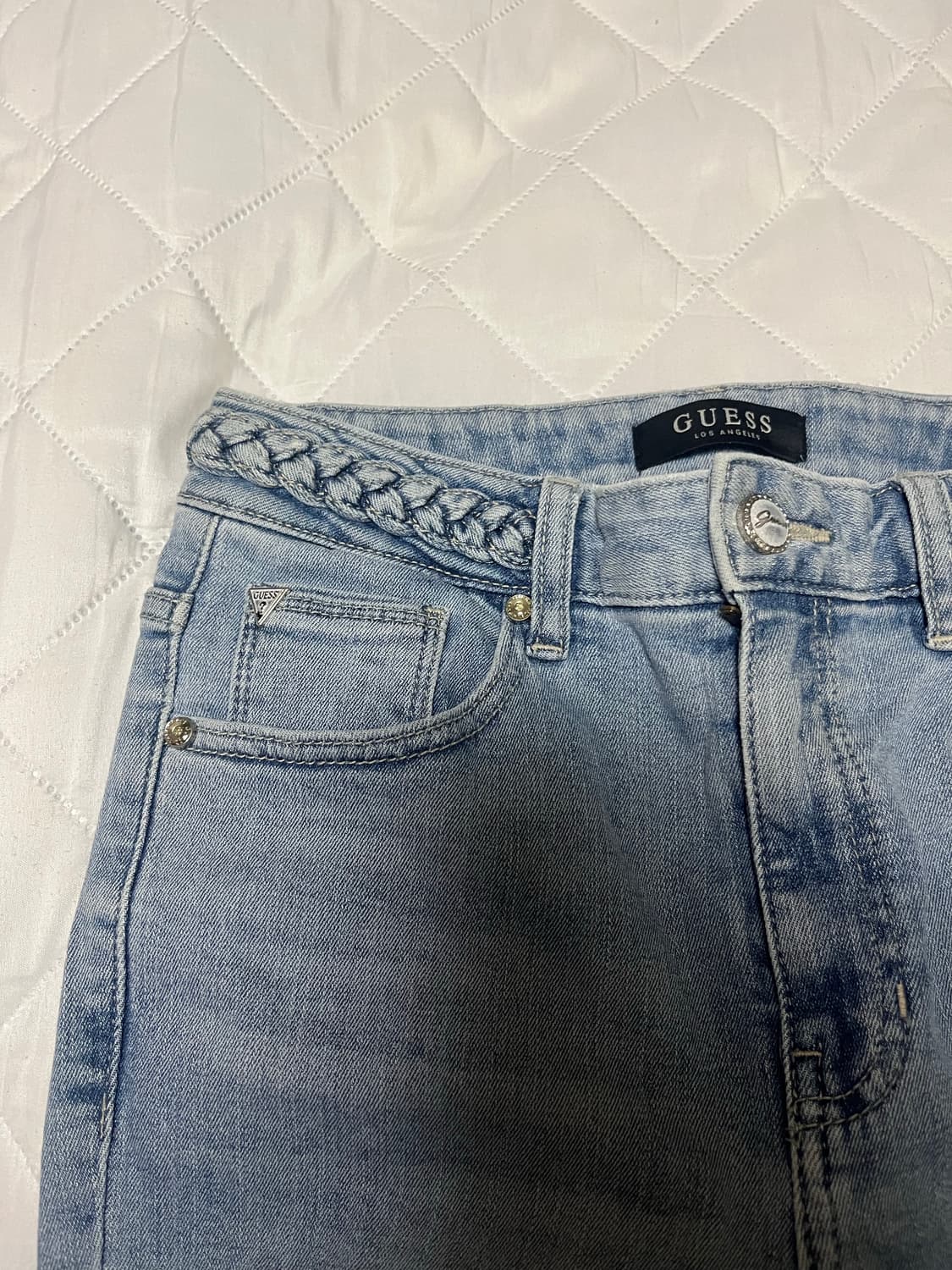 게스 여성 부츠컷 연청바지 상품이미지5