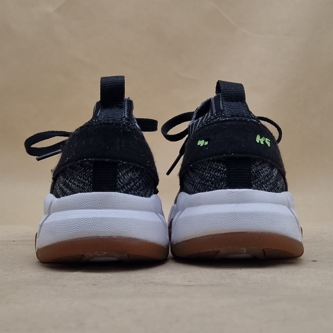 스케쳐스 메모리폼 운동화 225 상품이미지4