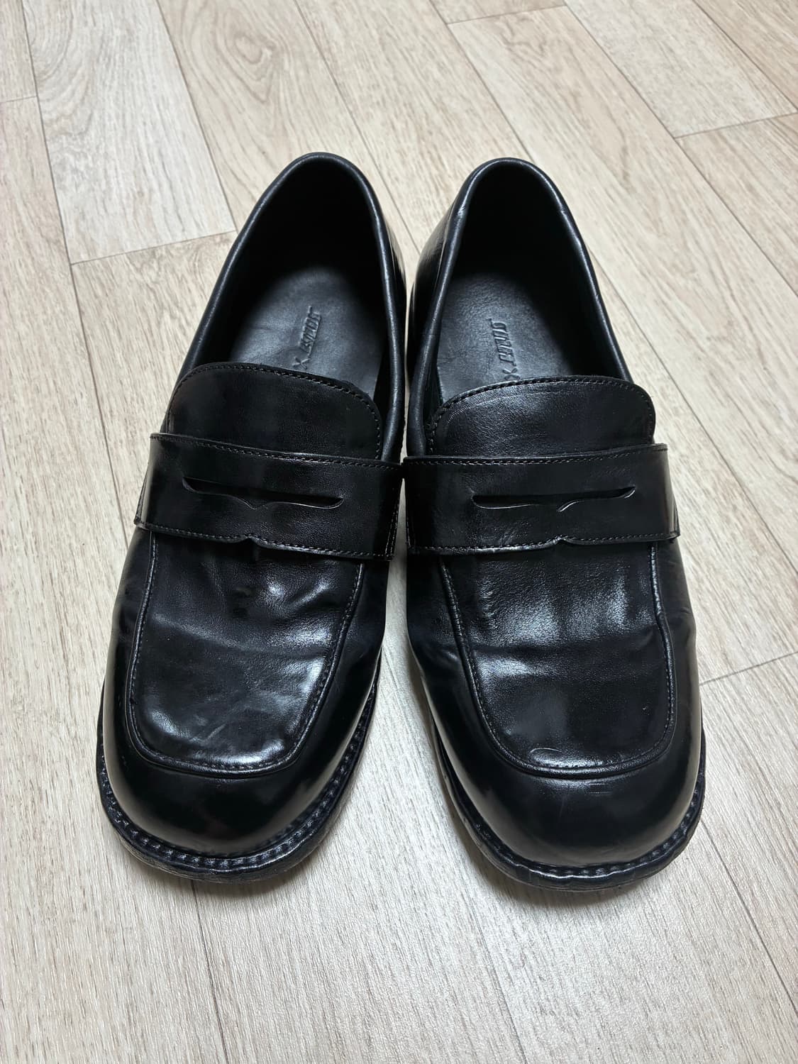 [오정규 X 식스핏] VW (Vintage Wrinkled) LOAFER 상품이미지1