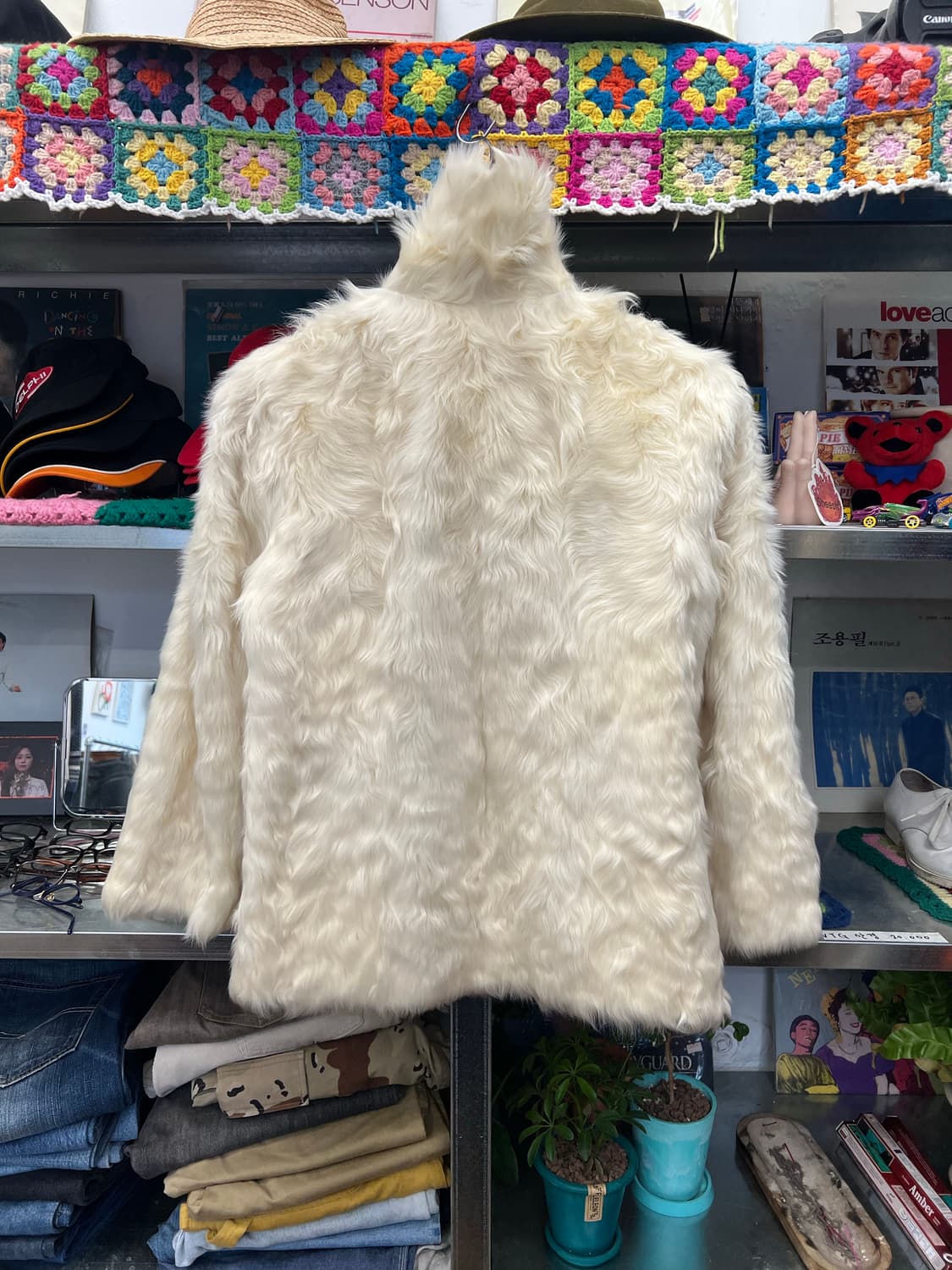 Vintage White Faux Fur Coat 상품이미지2