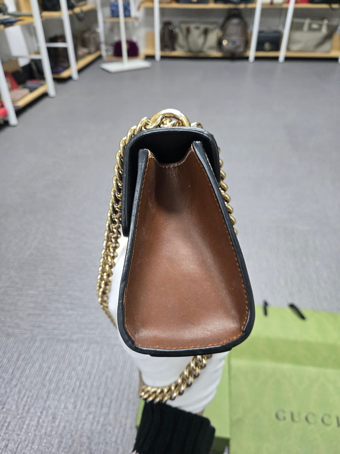 [특가][정품] 구찌 패드락 숄더백 상품이미지5