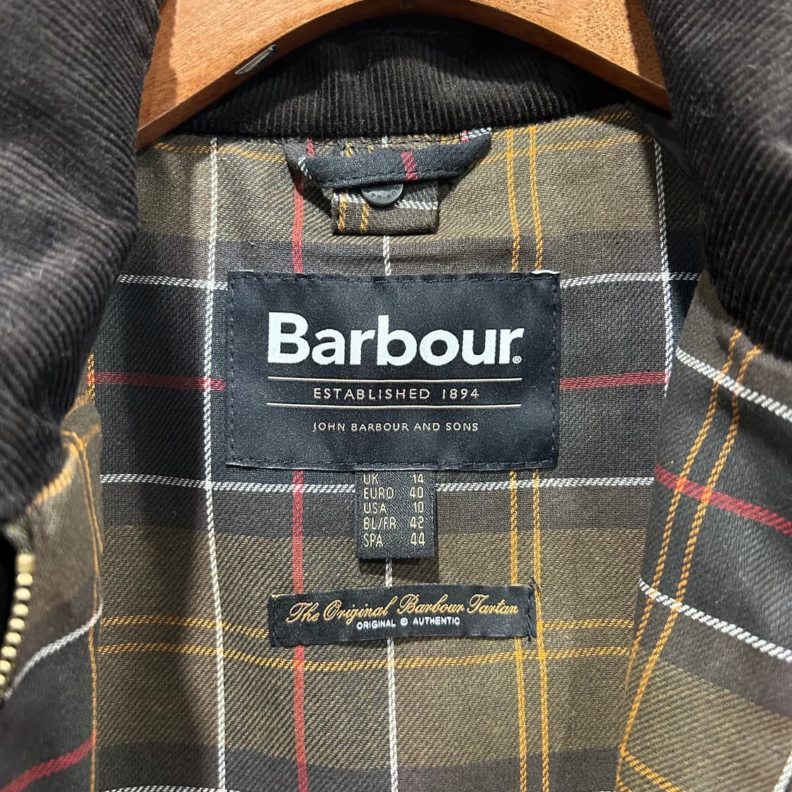 L) 바버 클래식 비드넬 비데일 왁스 자켓 올리브 상품이미지8