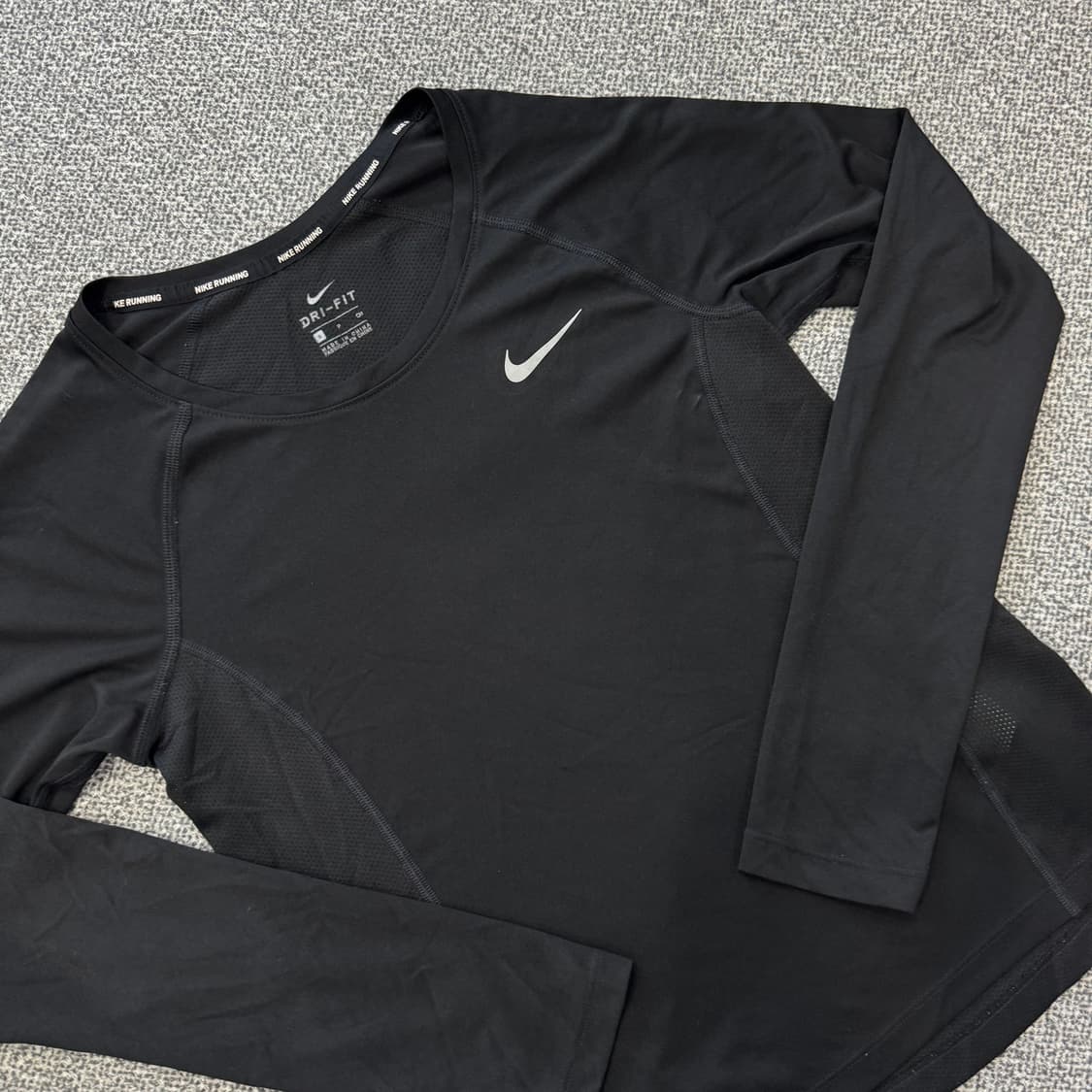 나이키 런닝 드라이핏 롱슬리브 상품이미지2