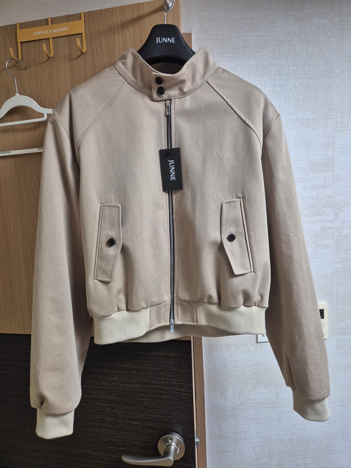 준느 바라쿠타 베이지 M 상품이미지1