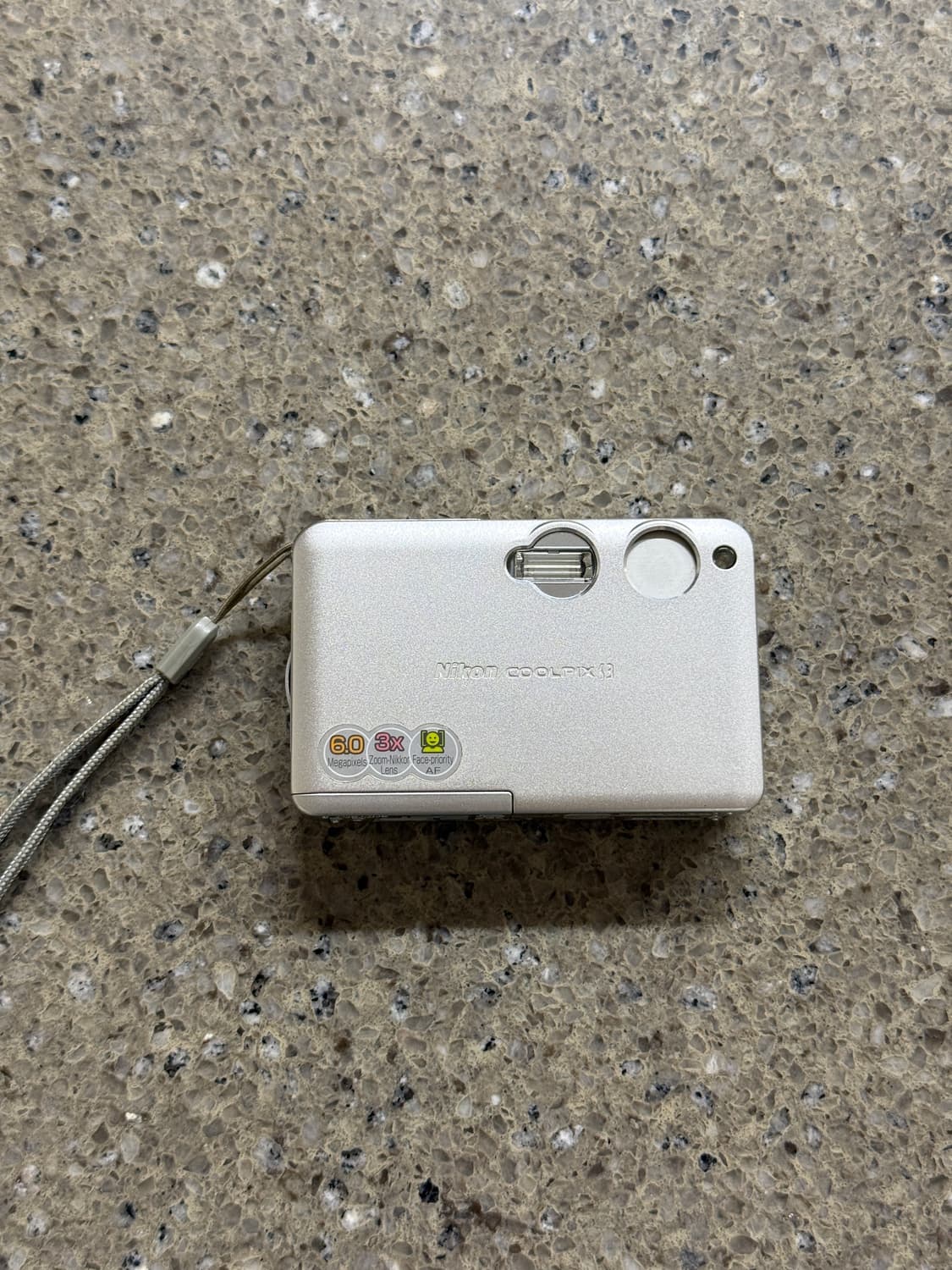 Nikon Coolpix S3 니콘 쿨픽스 S3 노제 변우석 디카 풀박스 상품이미지1