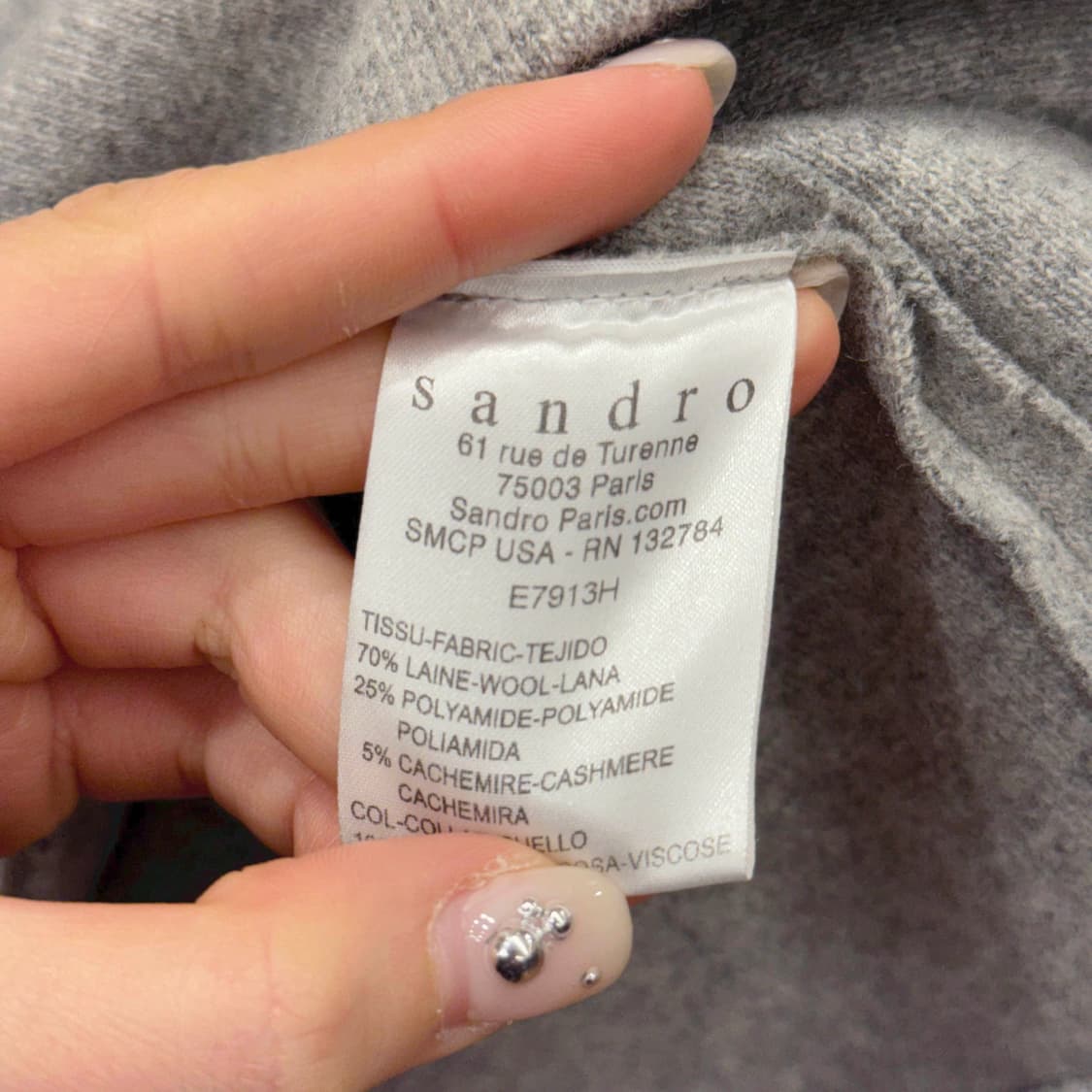 산드로 긴팔 티셔츠 레오파드 카라 배색 백버튼 디테일 그레이 상품이미지8