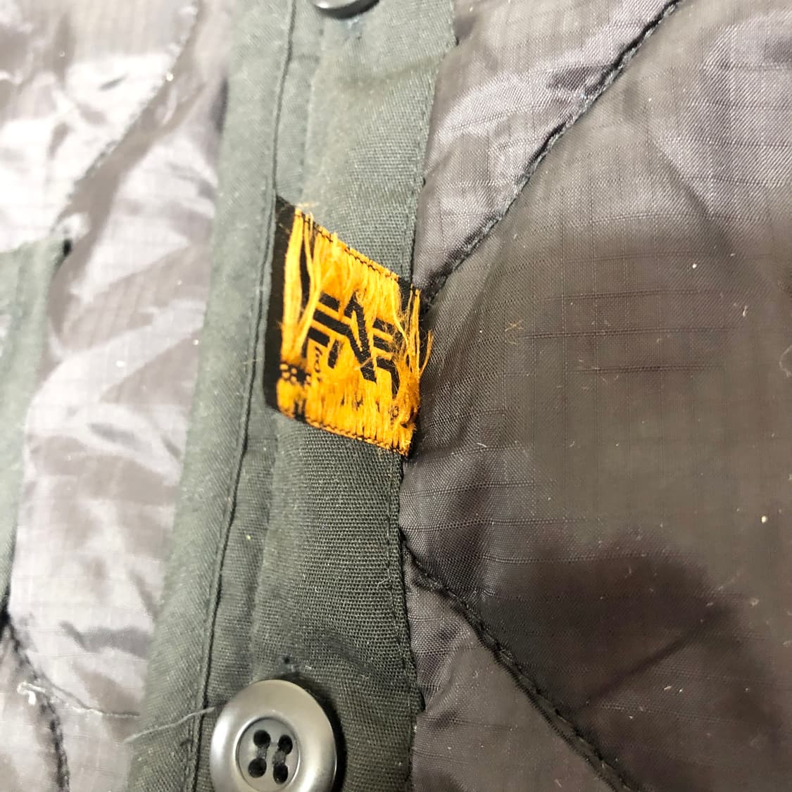 꼼데가르송 x 알파인더스트리 퀄팅 자켓 L 상품이미지4