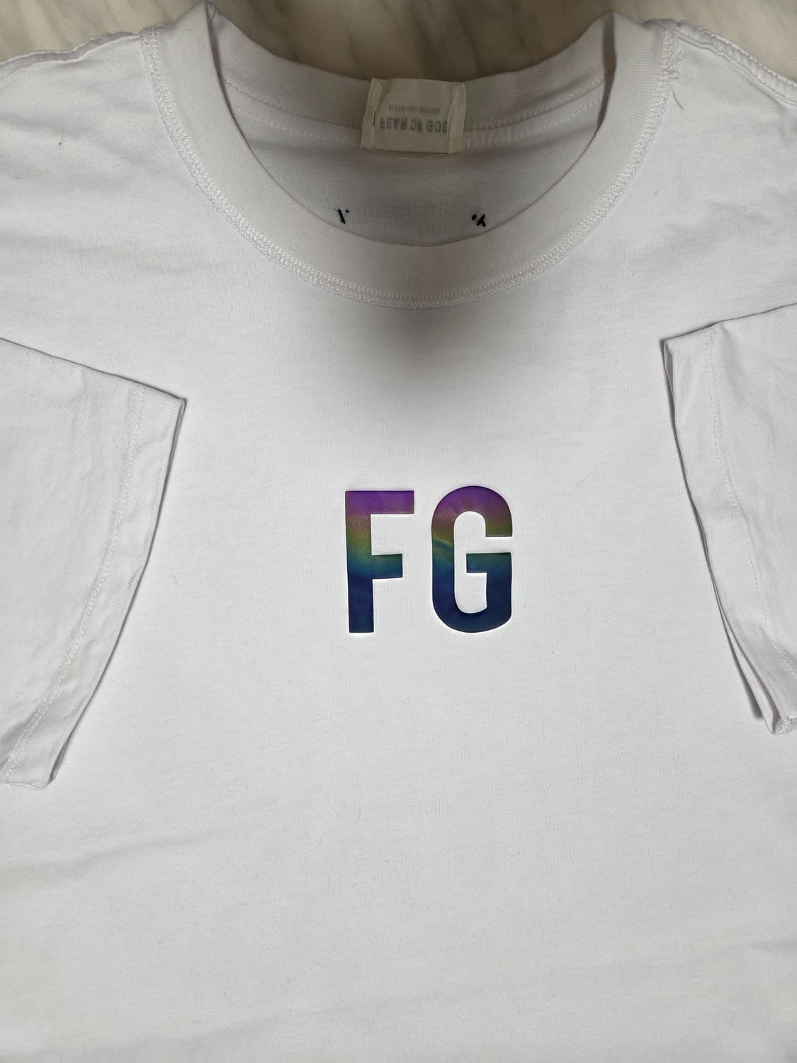 피어오브갓 6TH FG 홀로그램 반팔티 상품이미지4