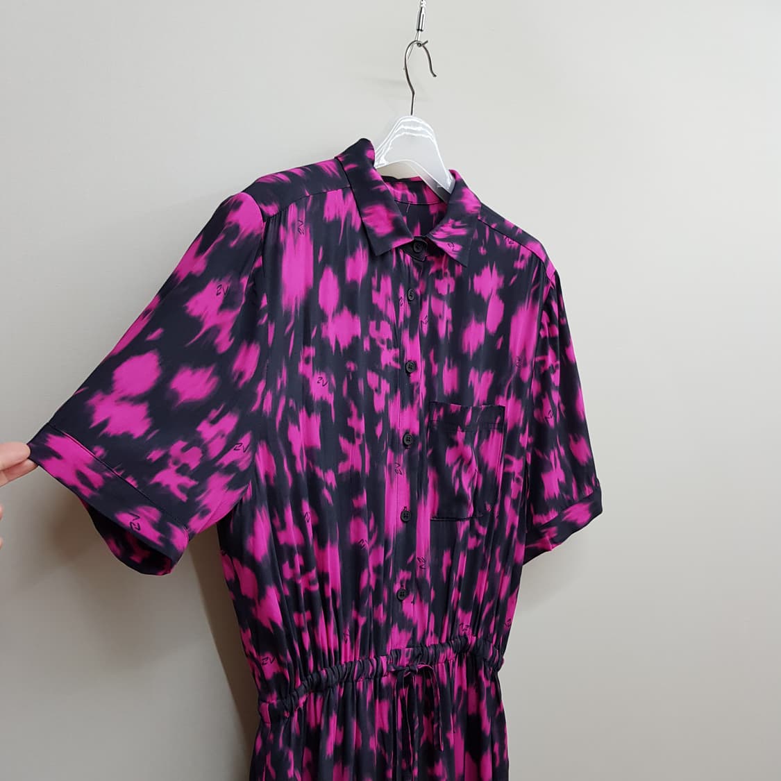 자딕앤볼테르 핑크 블랙 패턴 스트링 롱 원피스 L사이즈 상품이미지3