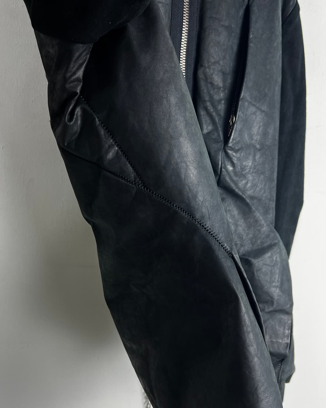 아이작 세럼 (Isaac Sellam) 풀 집업 레더 다운 자켓 상품이미지5