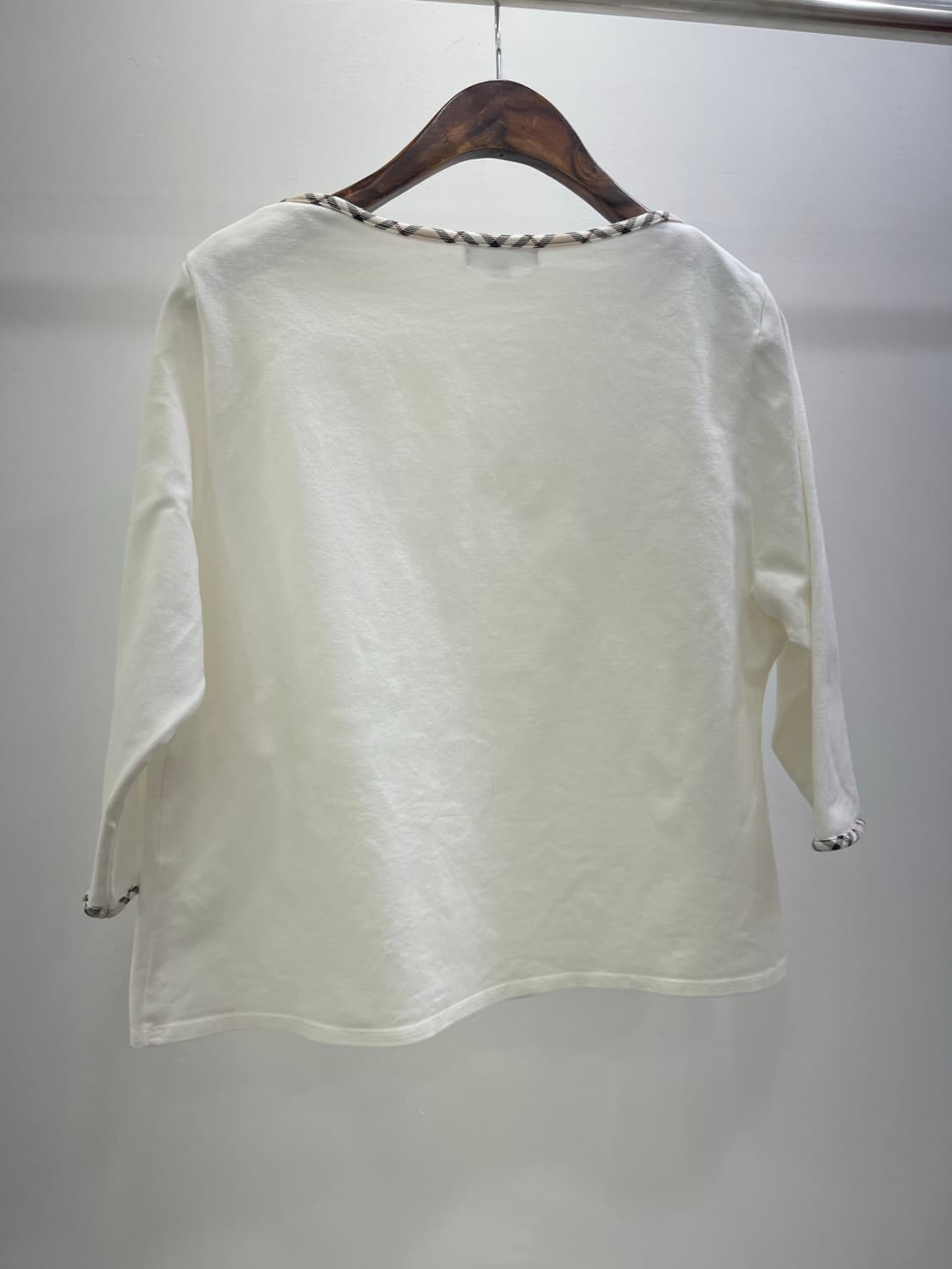 버버리 라운드 티 상품이미지6