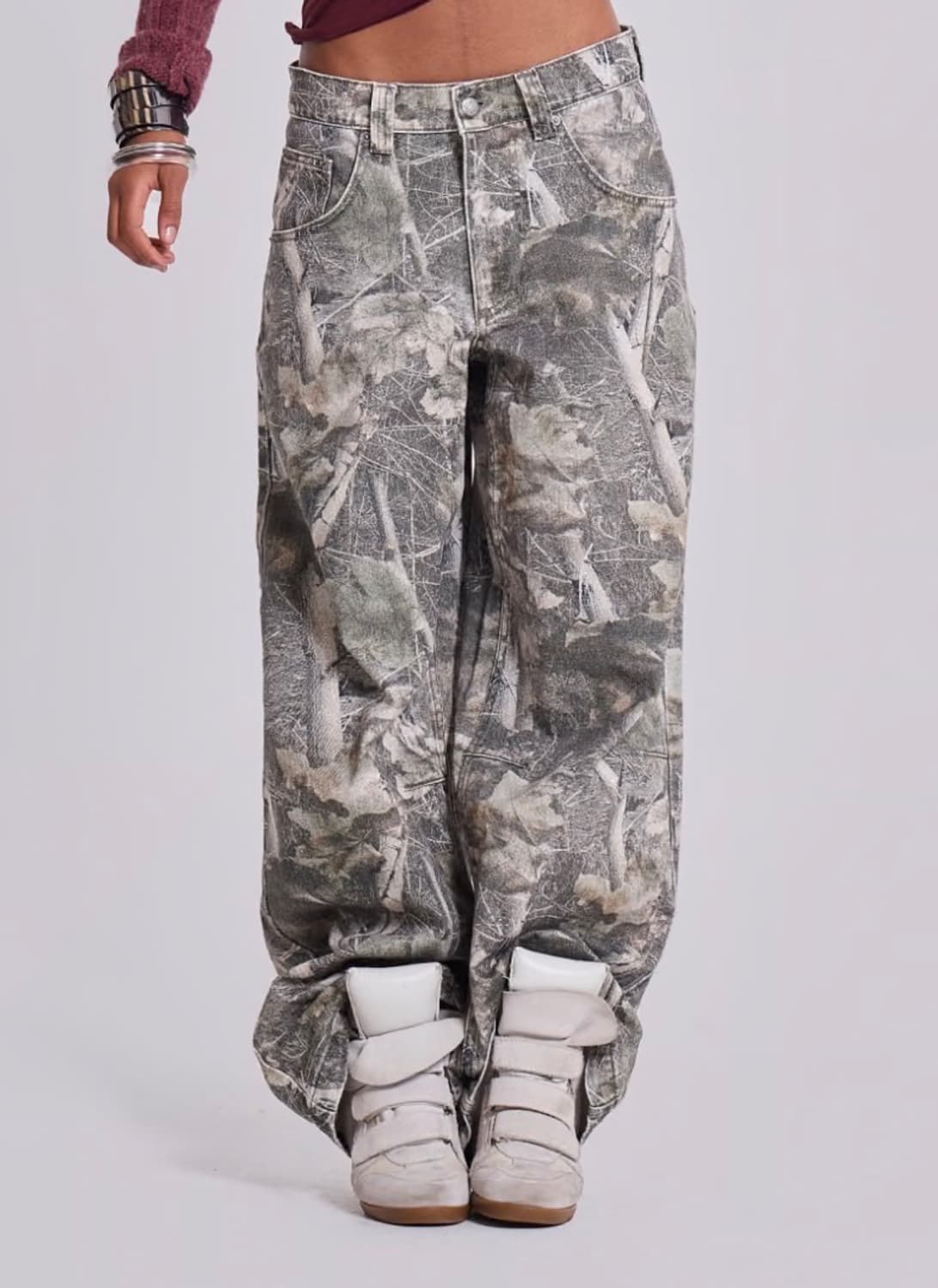 Woodland Camo Colossus Baggy Jeans 상품이미지1