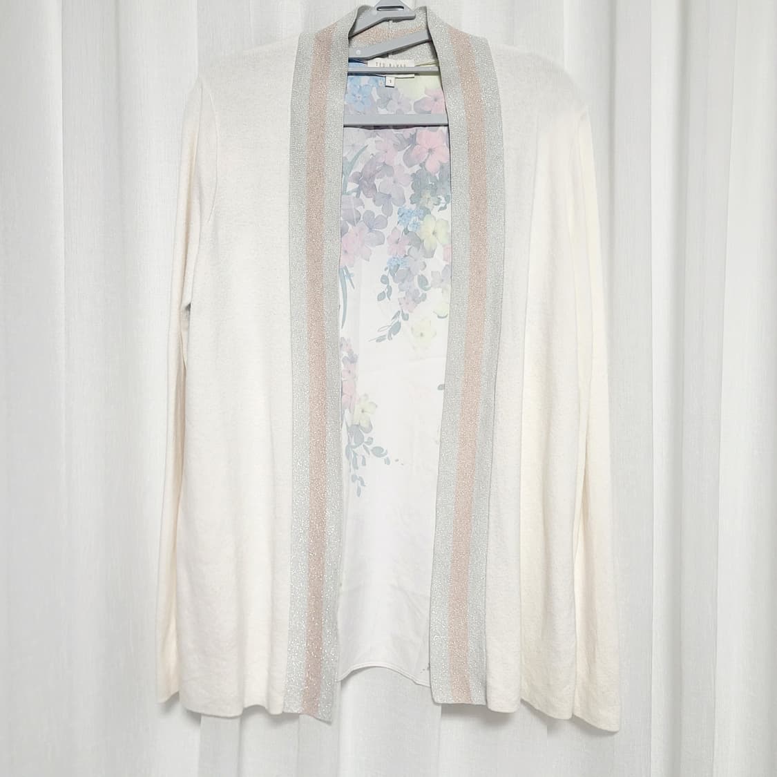 테드베이커 실크혼방 시퀸사포인트 오픈형 가디건 (55)  상품이미지1