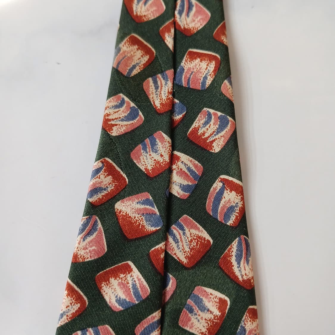 아쿠아스큐텀 실크 그린 패턴 넥타이 9.6cm B등급 A19321
 상품이미지8