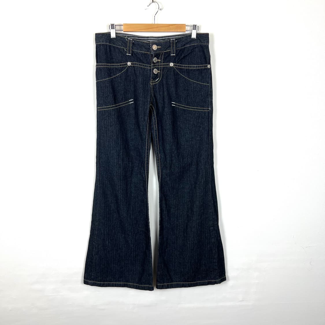 (L) 스티치 포인트 부츠컷 데님 상품이미지1