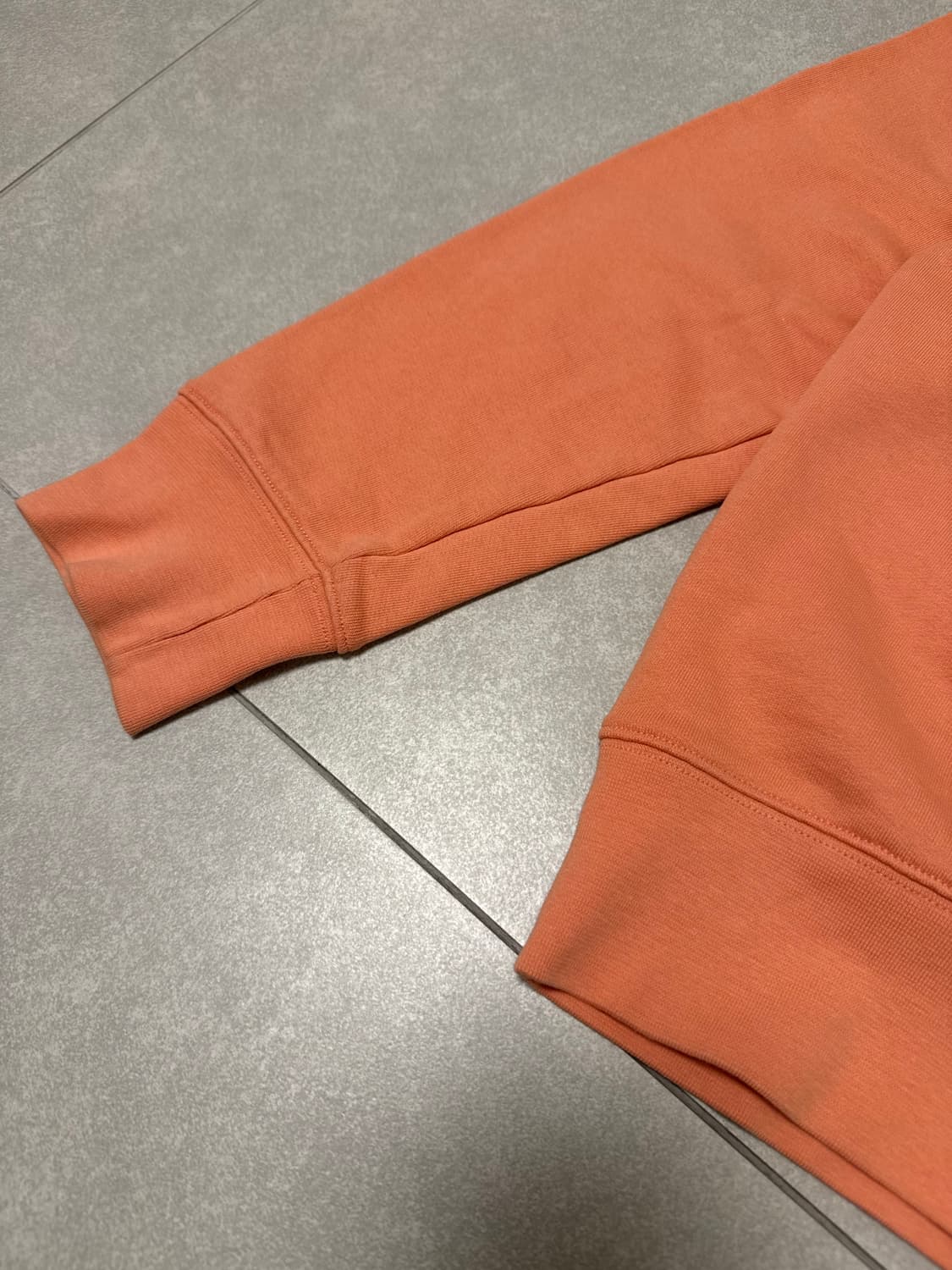 아크네 스튜디오 맨투맨 L 상품이미지4