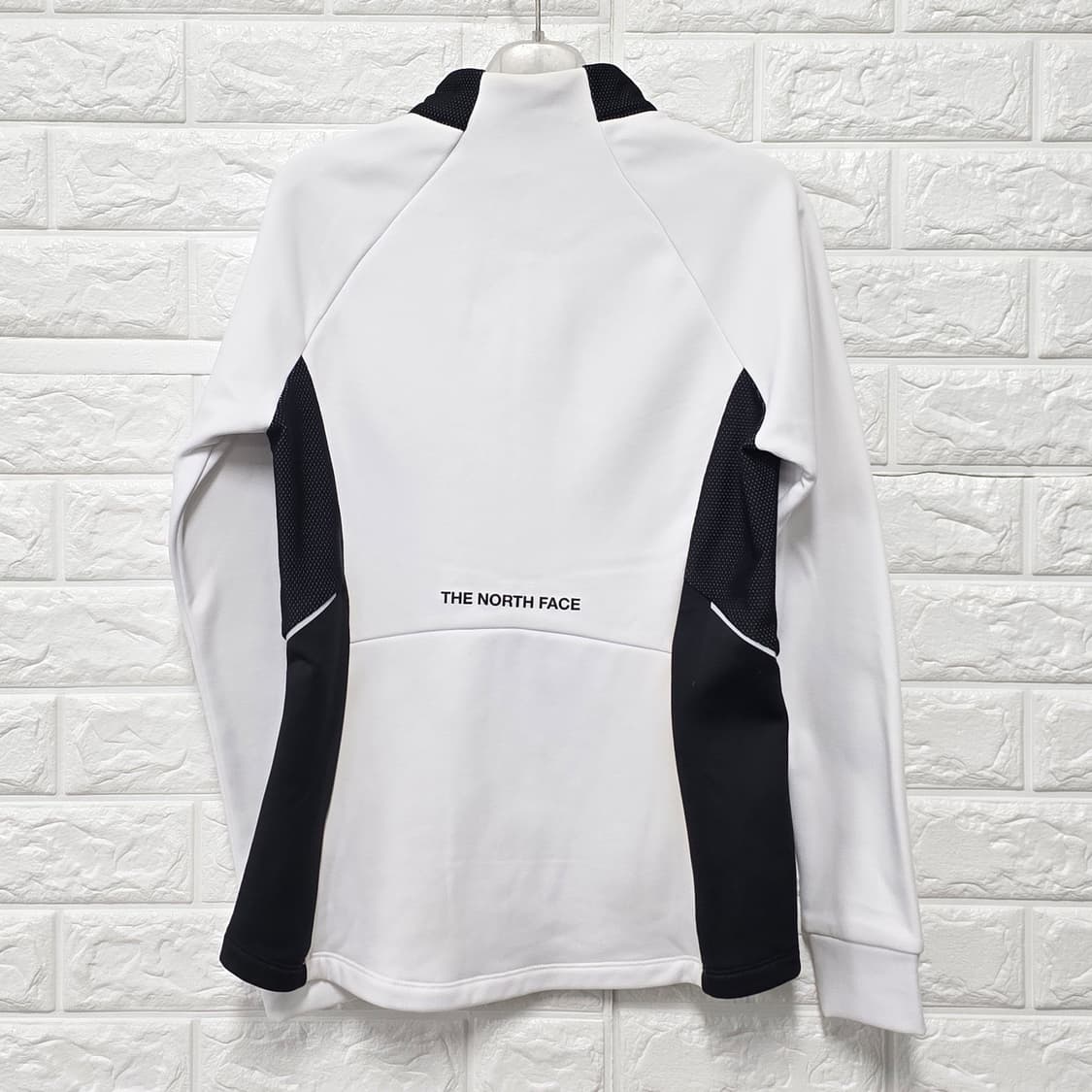 택포// 노스페이스 여성 집업 자켓 85(S) 화이트 상품이미지4